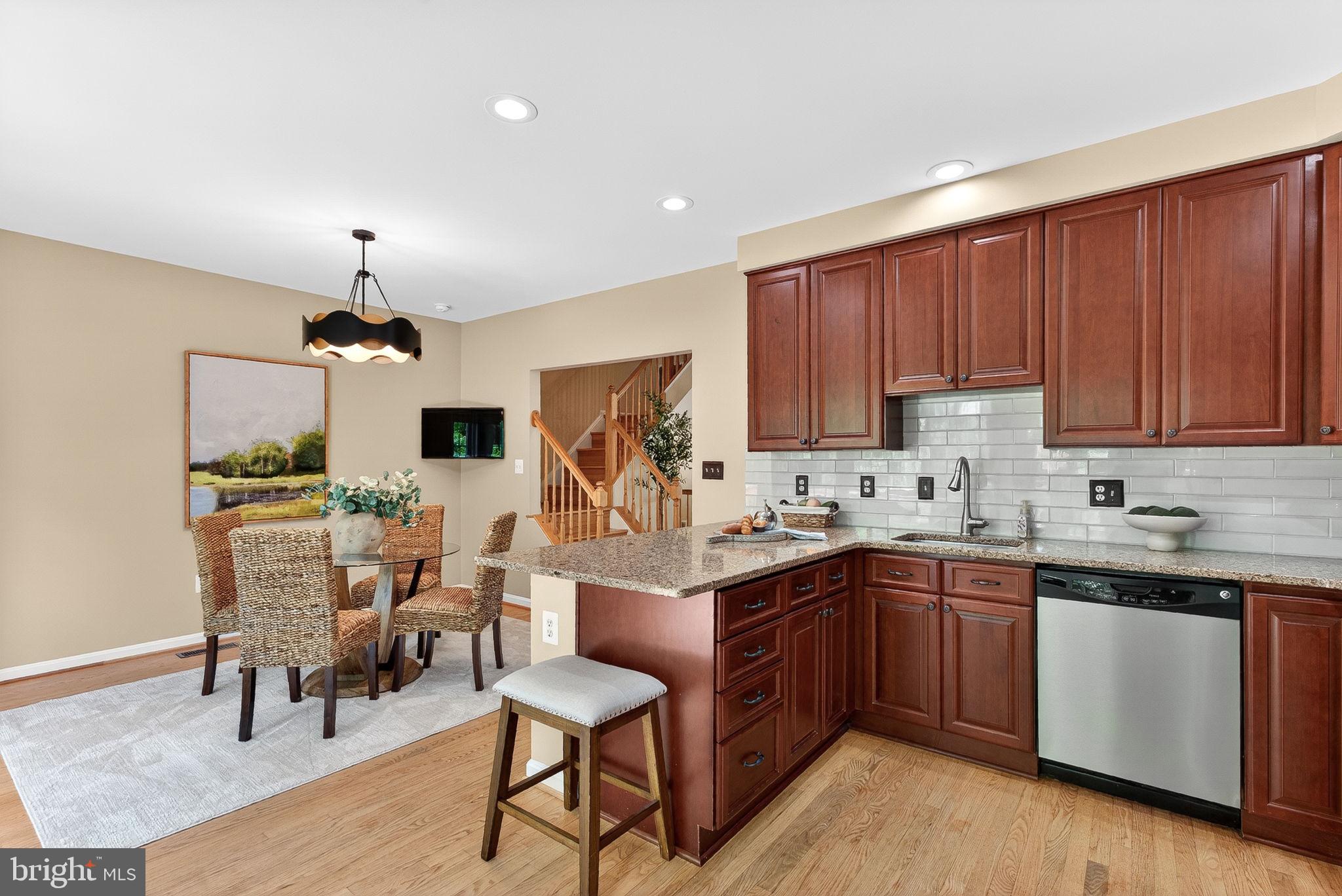 KINGSTOWNE - Residential
