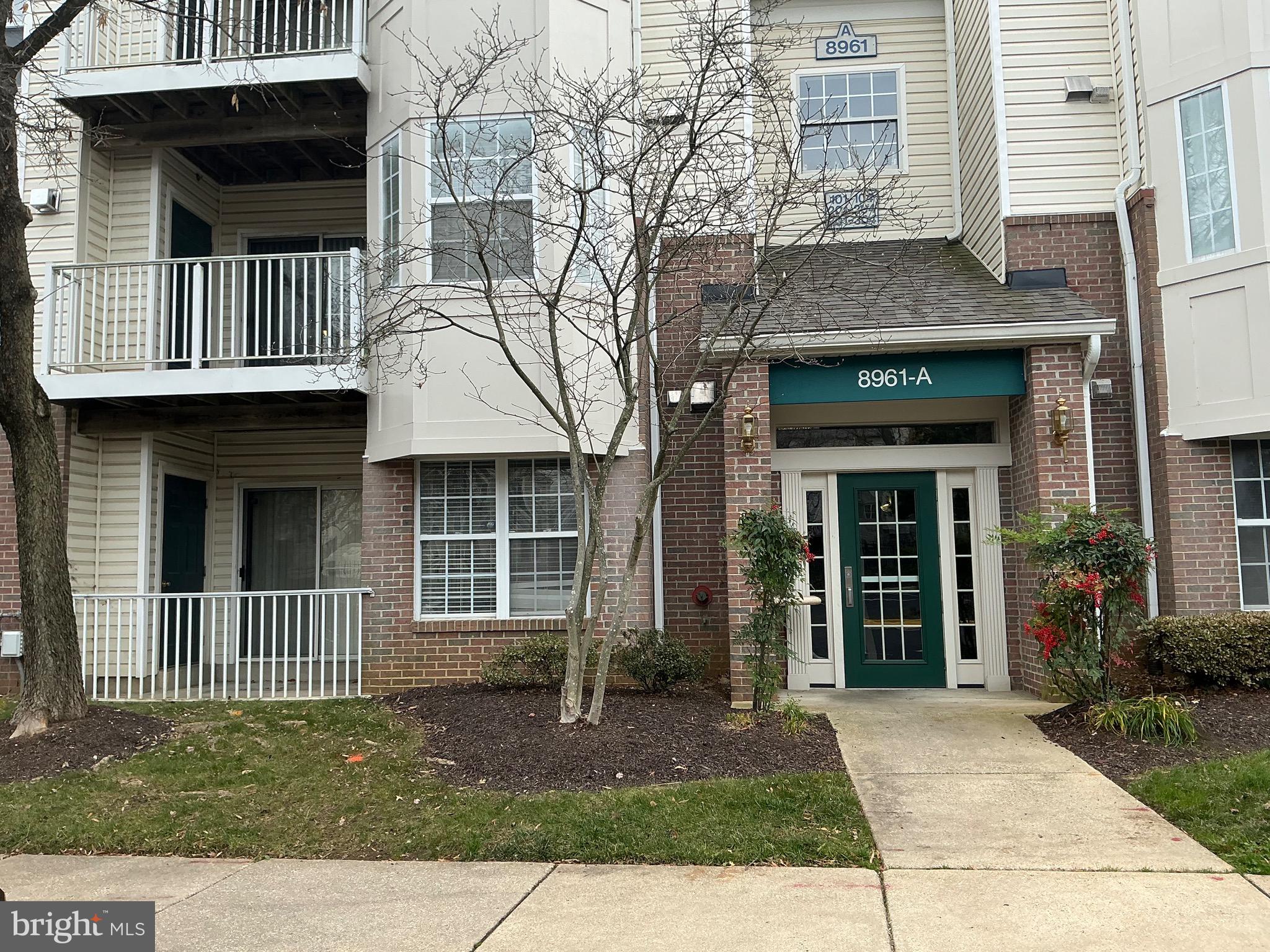 LARGO TOWN CENTER CONDOMINIUMS - Residential