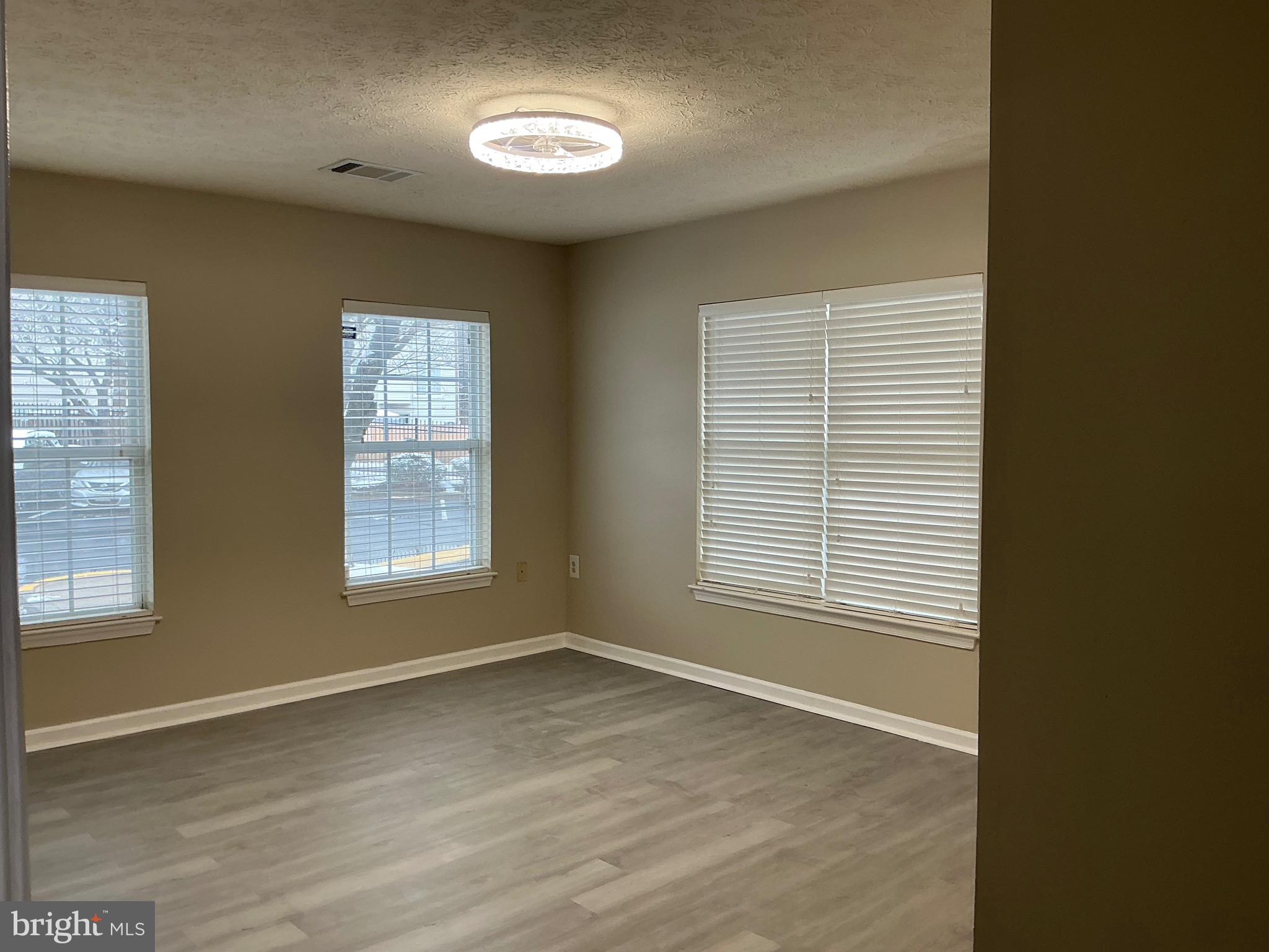 LARGO TOWN CENTER CONDOMINIUMS - Residential