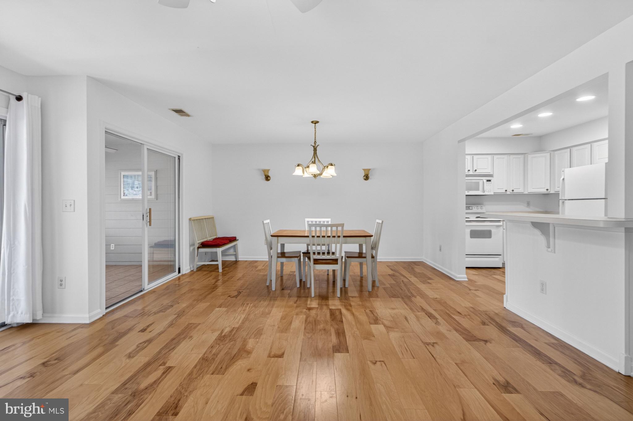 PLANTATIONS EAST - Residential