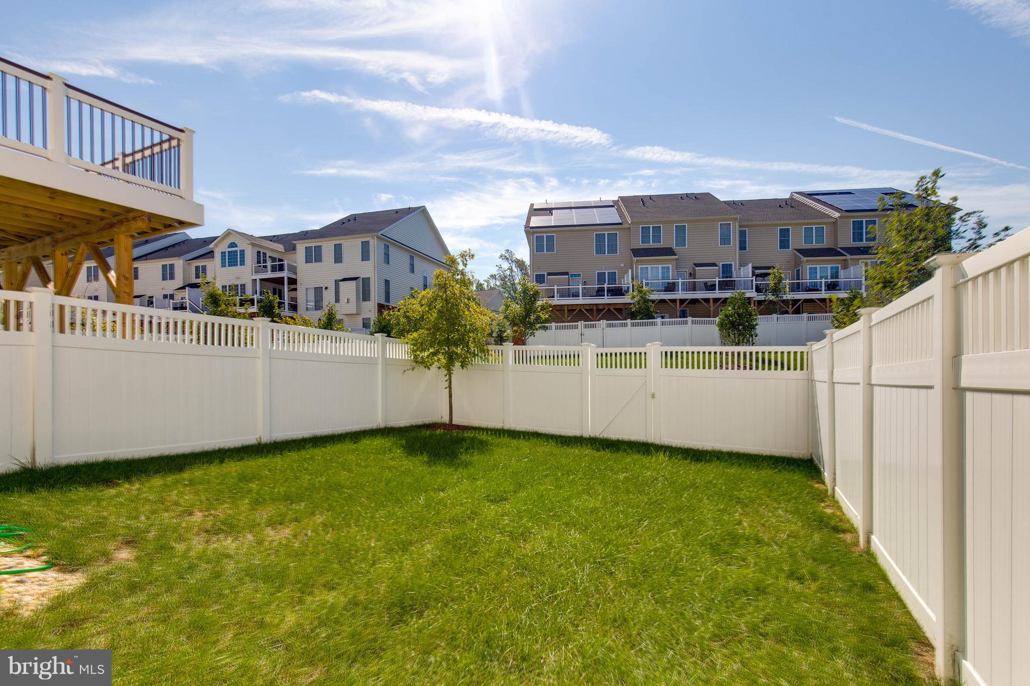 MARLBORO RIDGE - Residential
