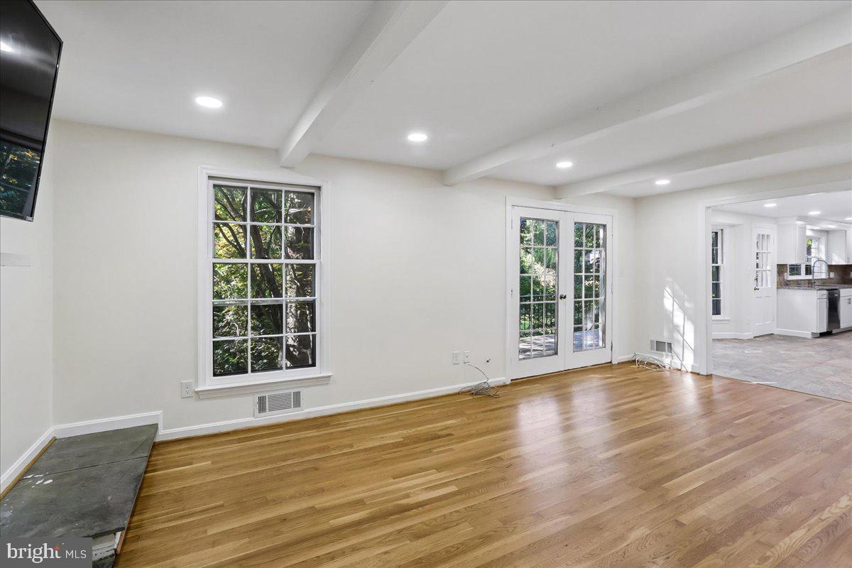 WHETSTONE - Residential