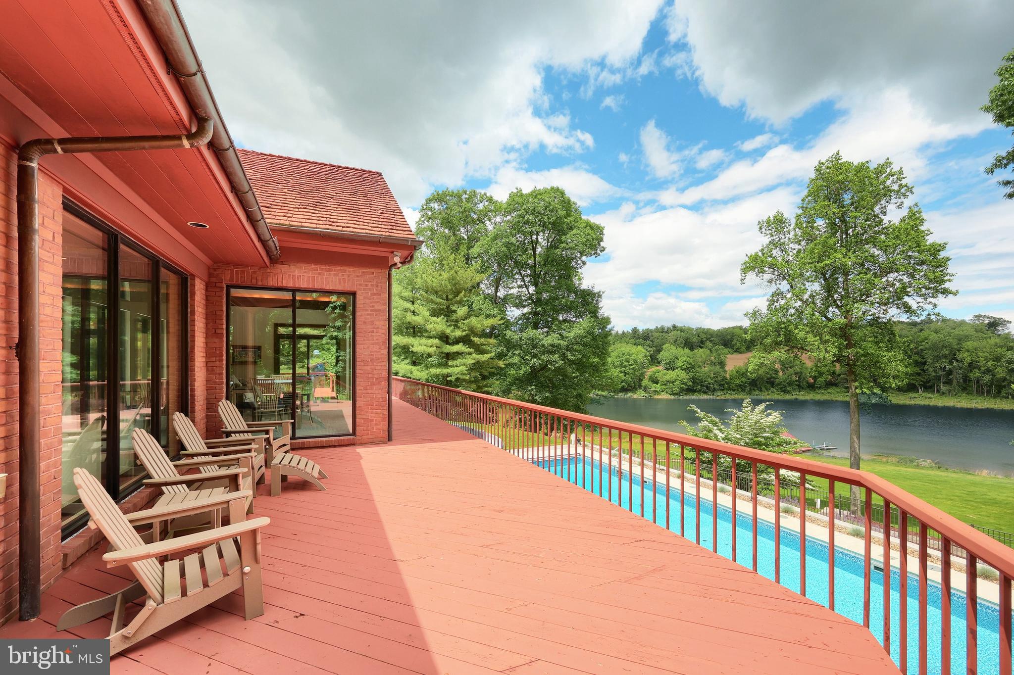 LAKE PAHAGACO - Residential