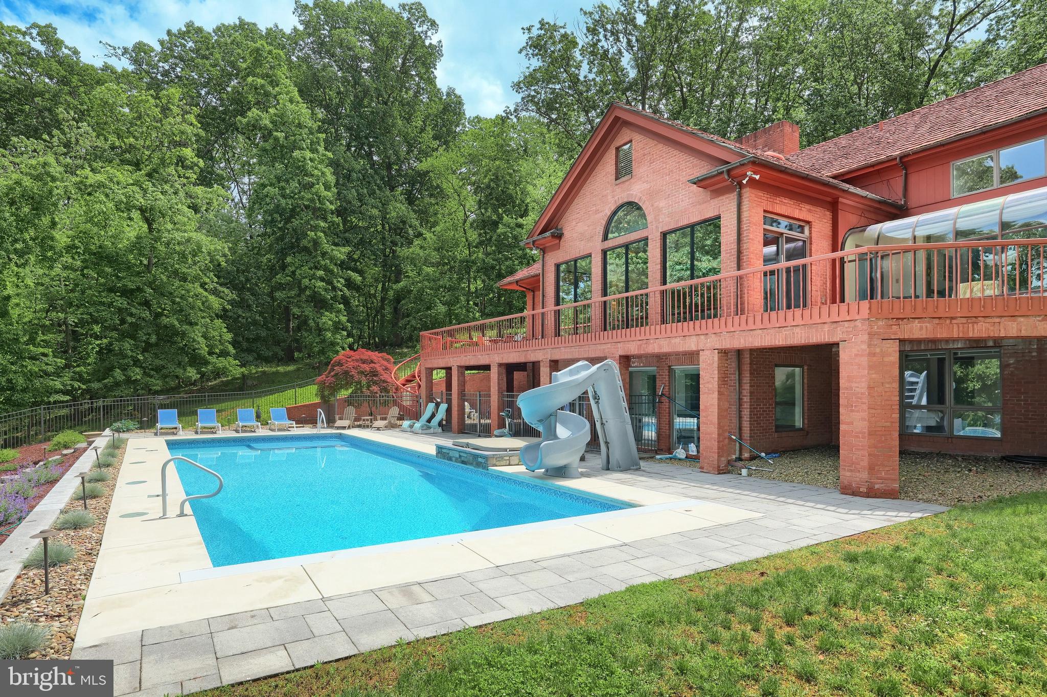LAKE PAHAGACO - Residential