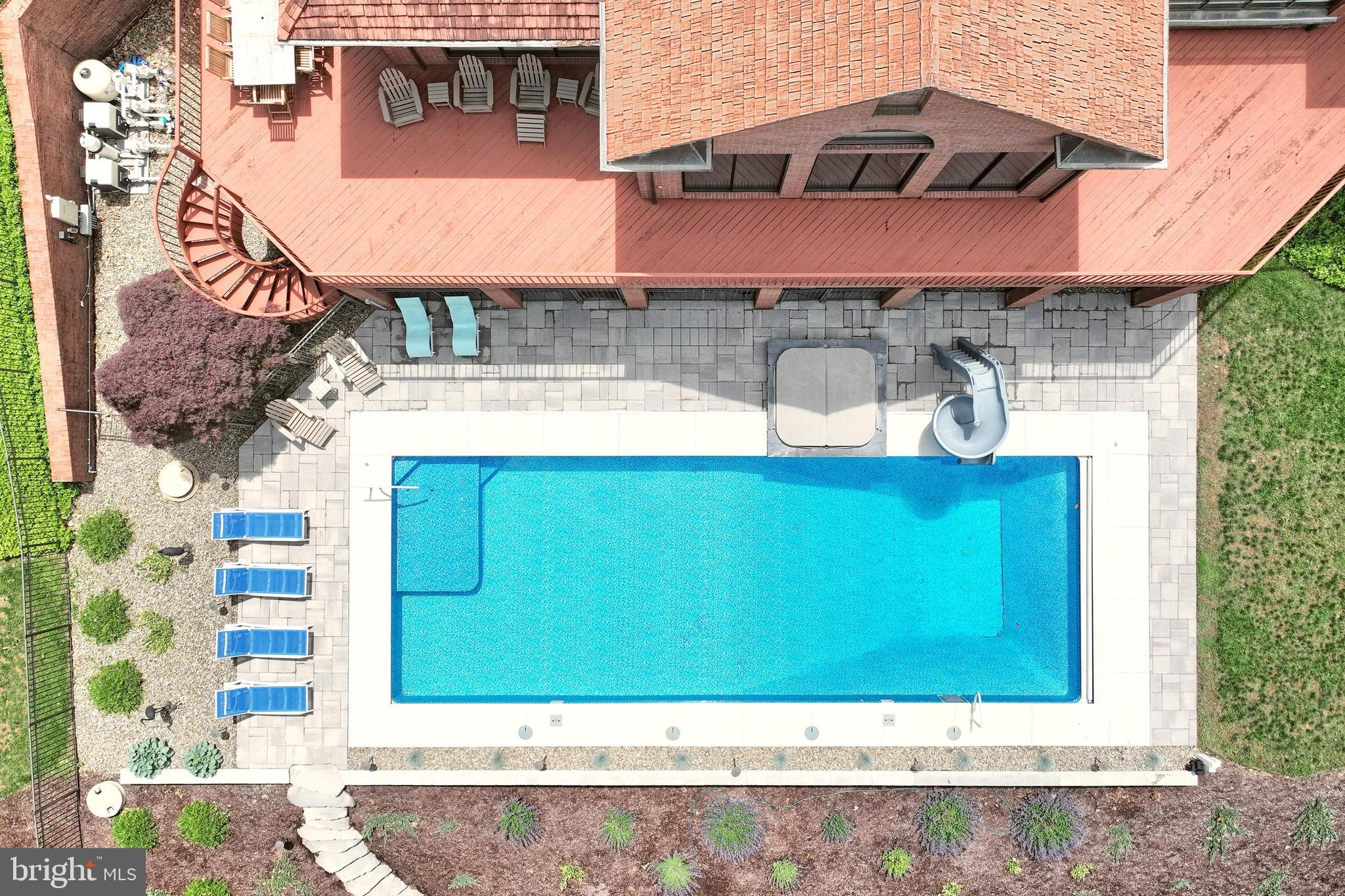 LAKE PAHAGACO - Residential