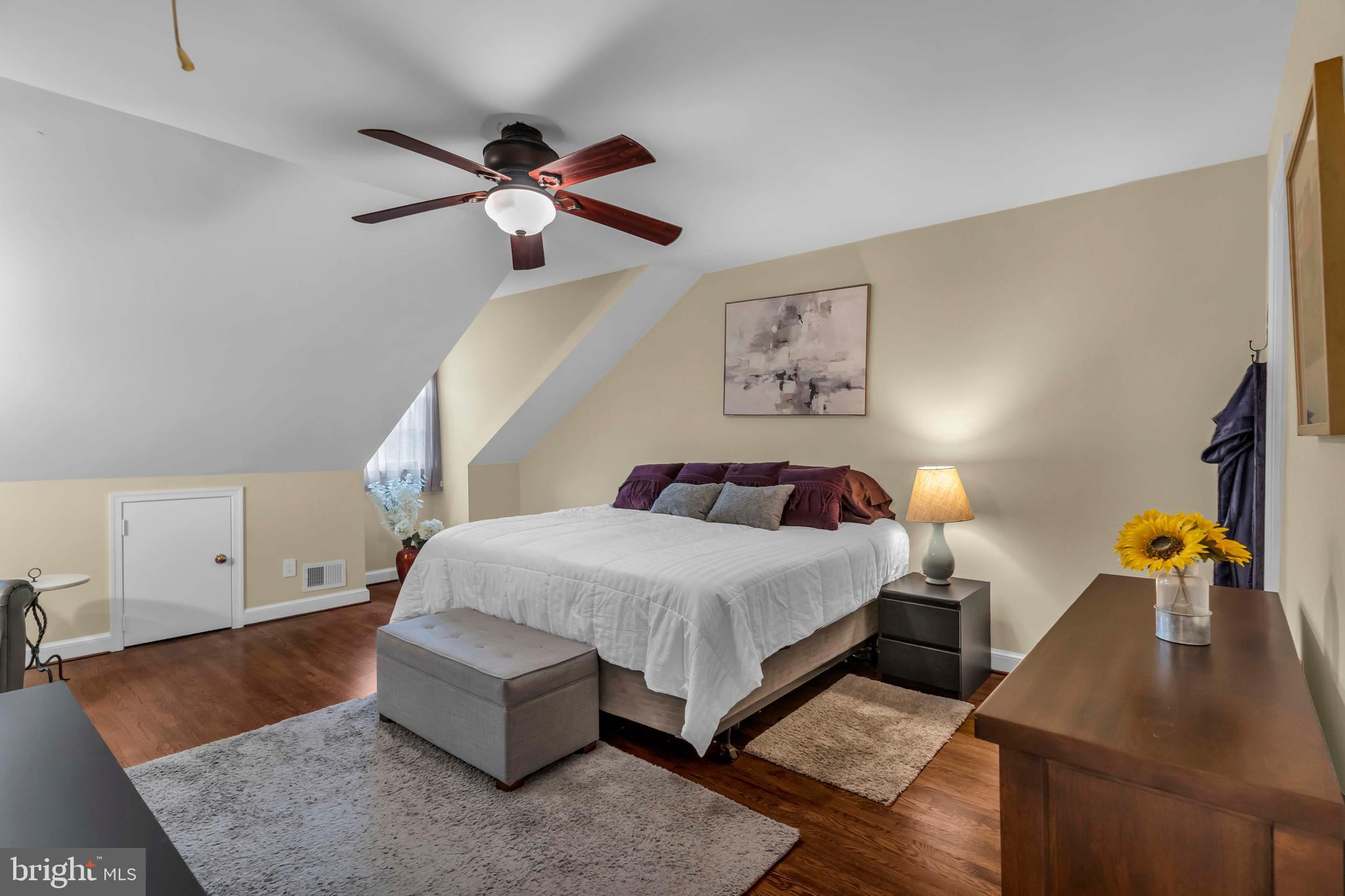 CANAL WAY - Residential