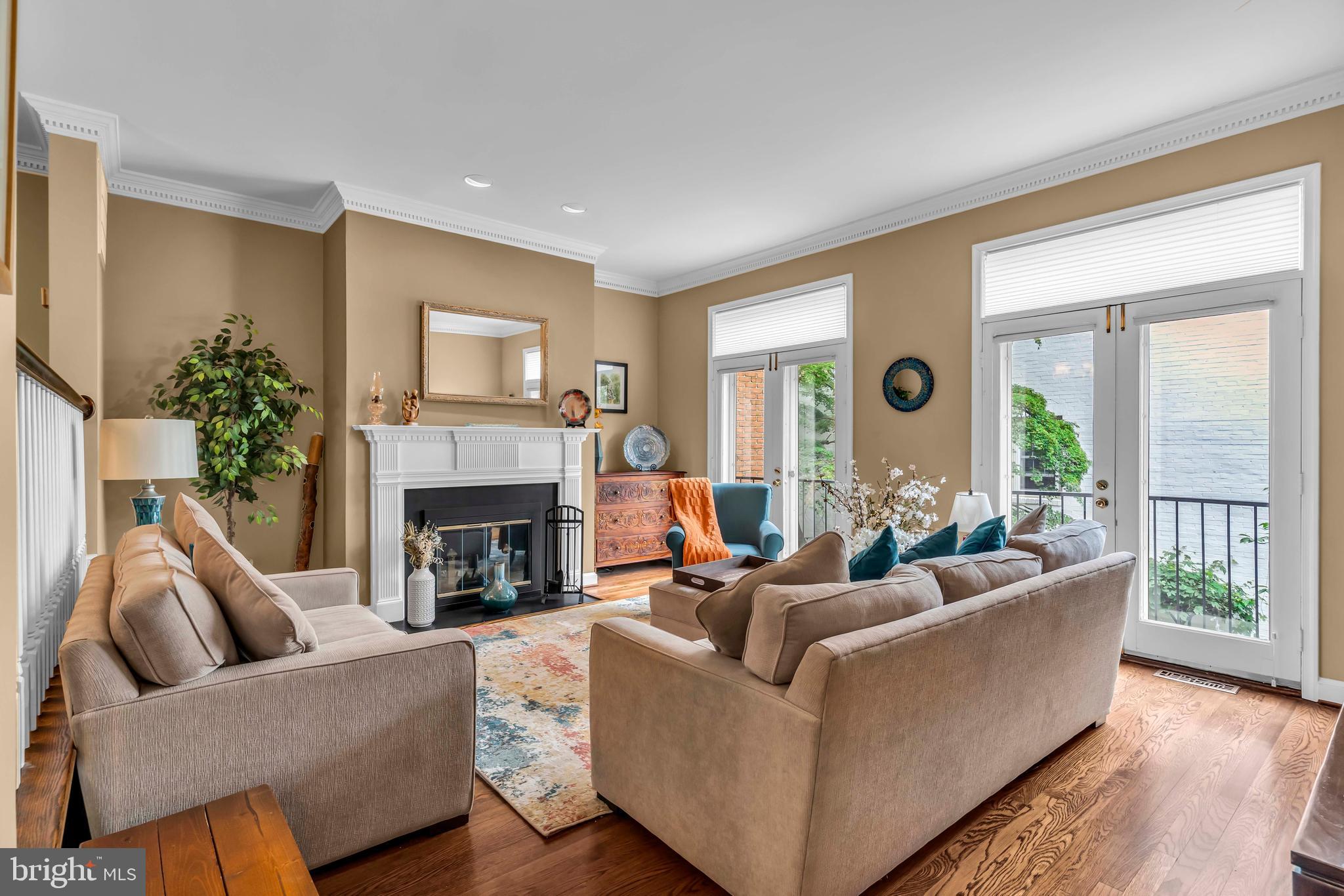 CANAL WAY - Residential