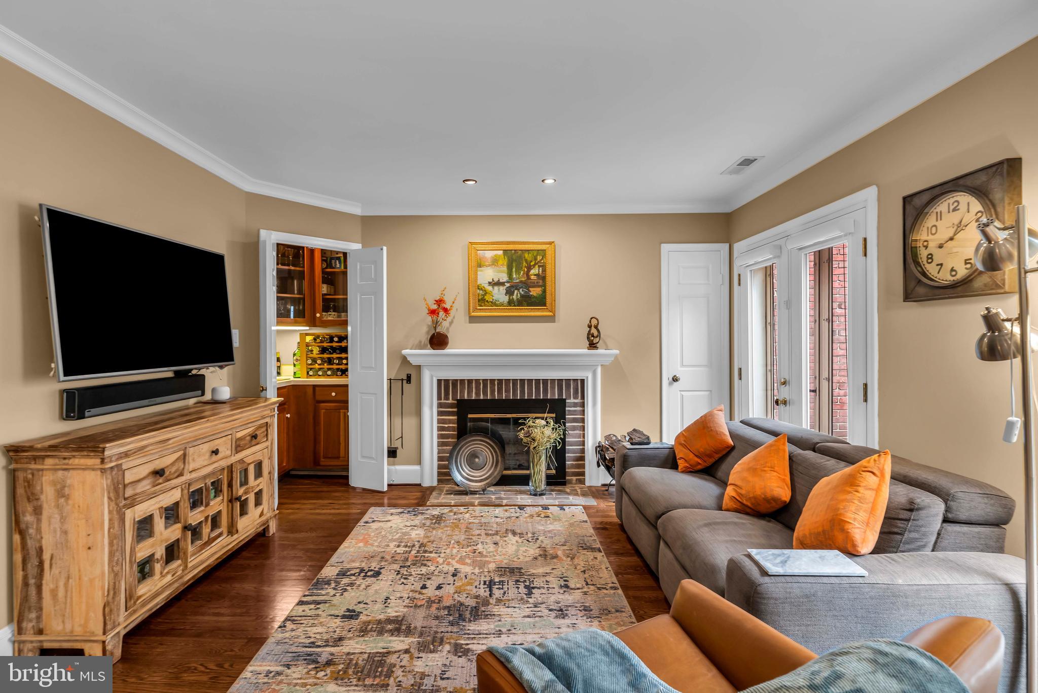 CANAL WAY - Residential