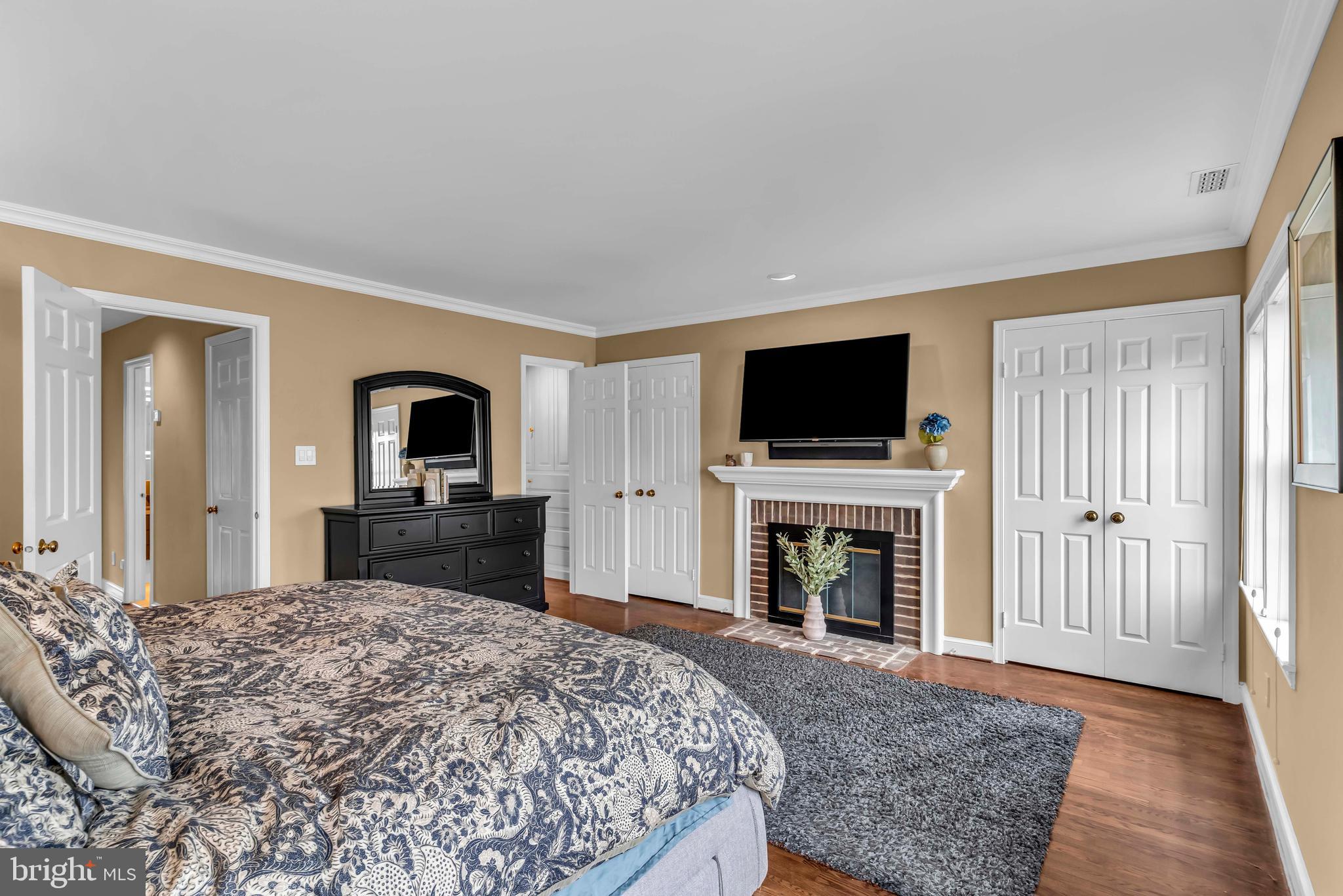 CANAL WAY - Residential