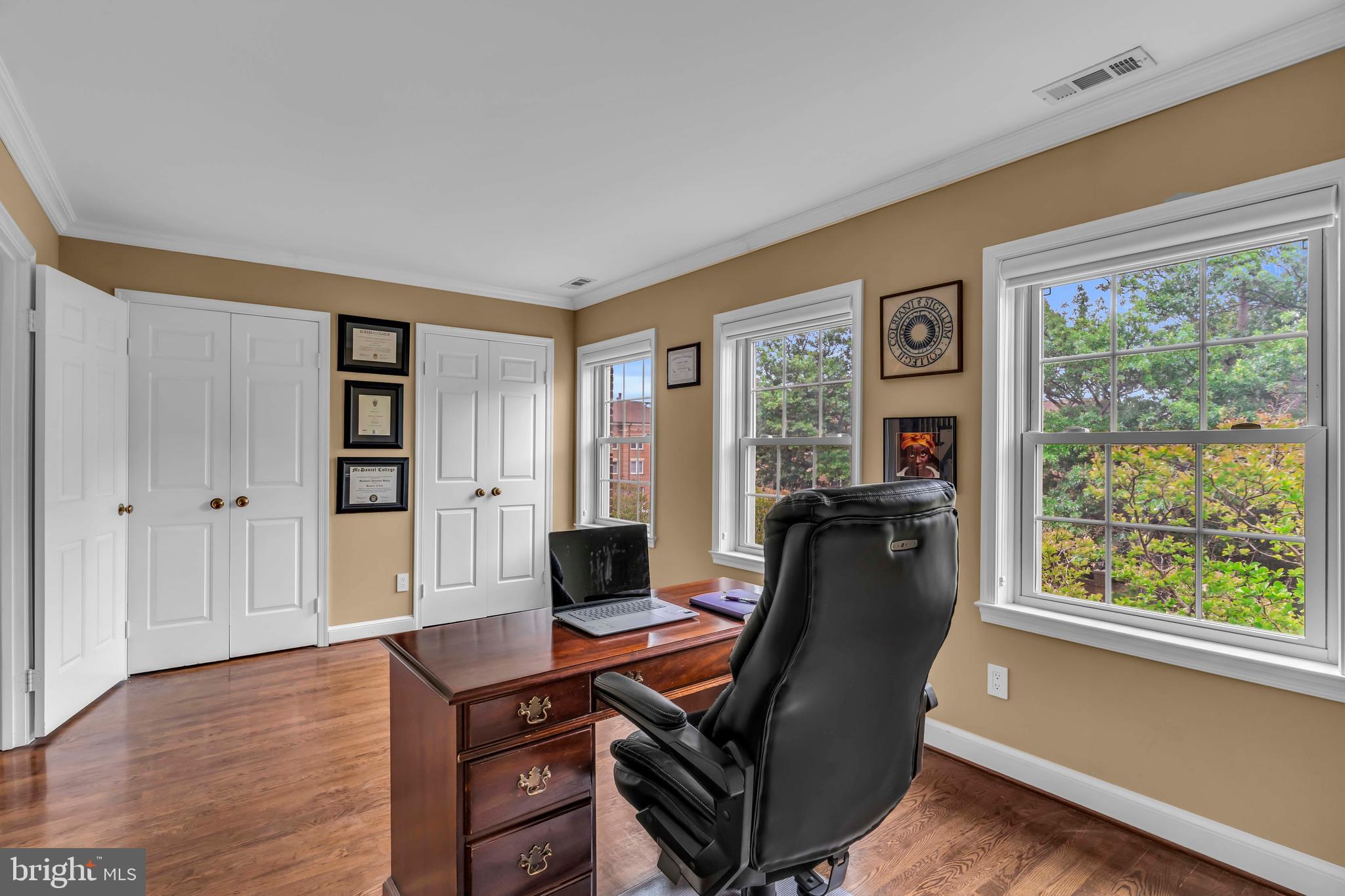 CANAL WAY - Residential