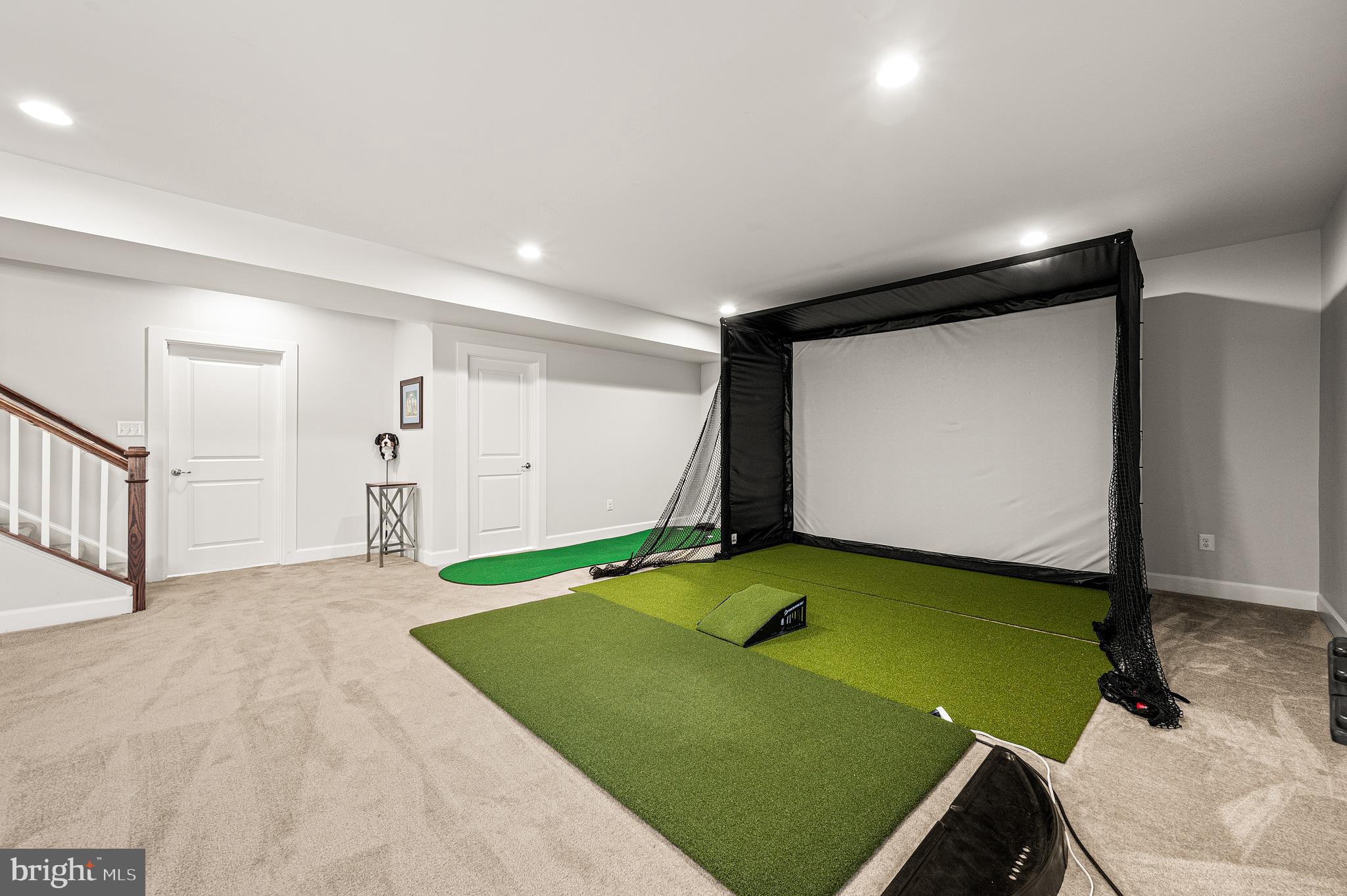 RUSTIN WALK - Residential