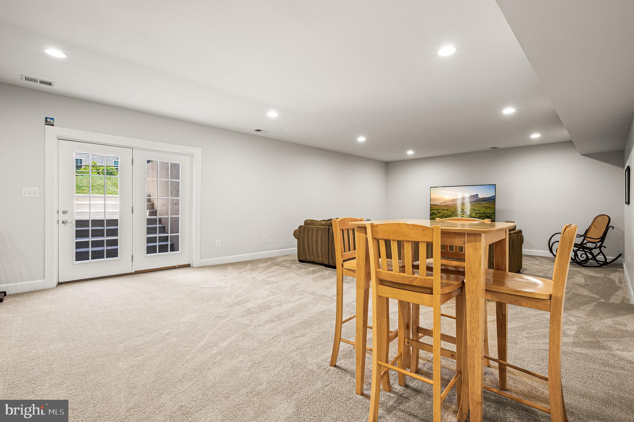 RUSTIN WALK - Residential