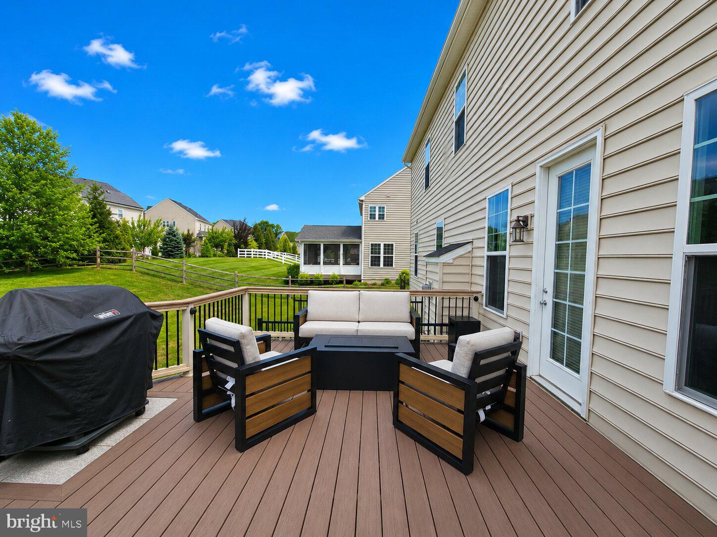 RUSTIN WALK - Residential