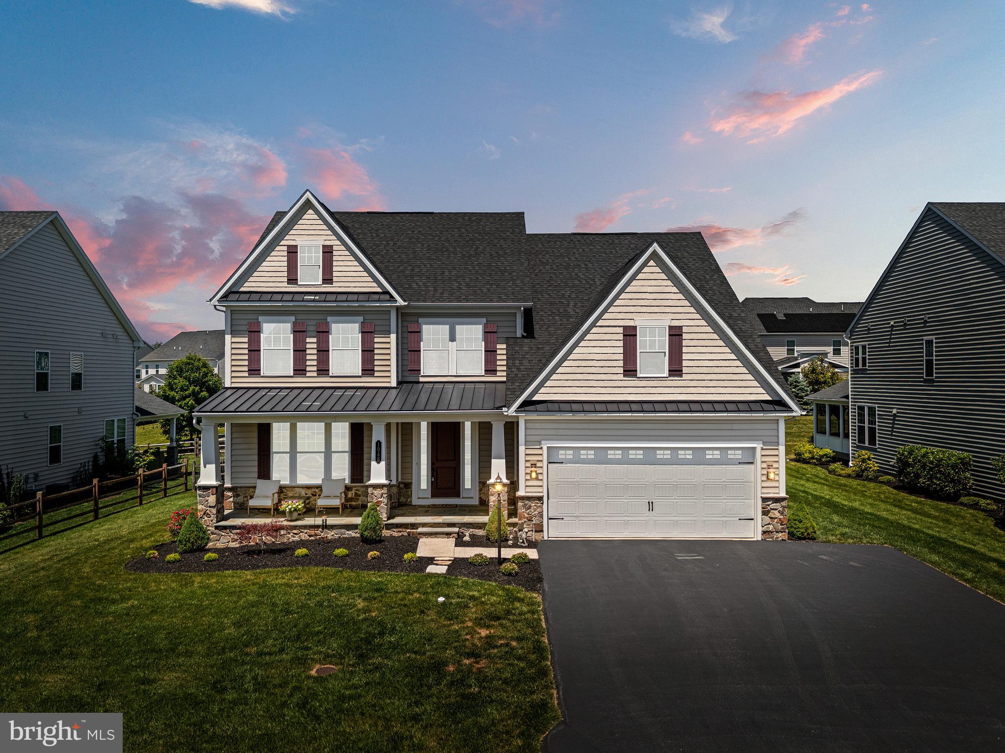 RUSTIN WALK - Residential