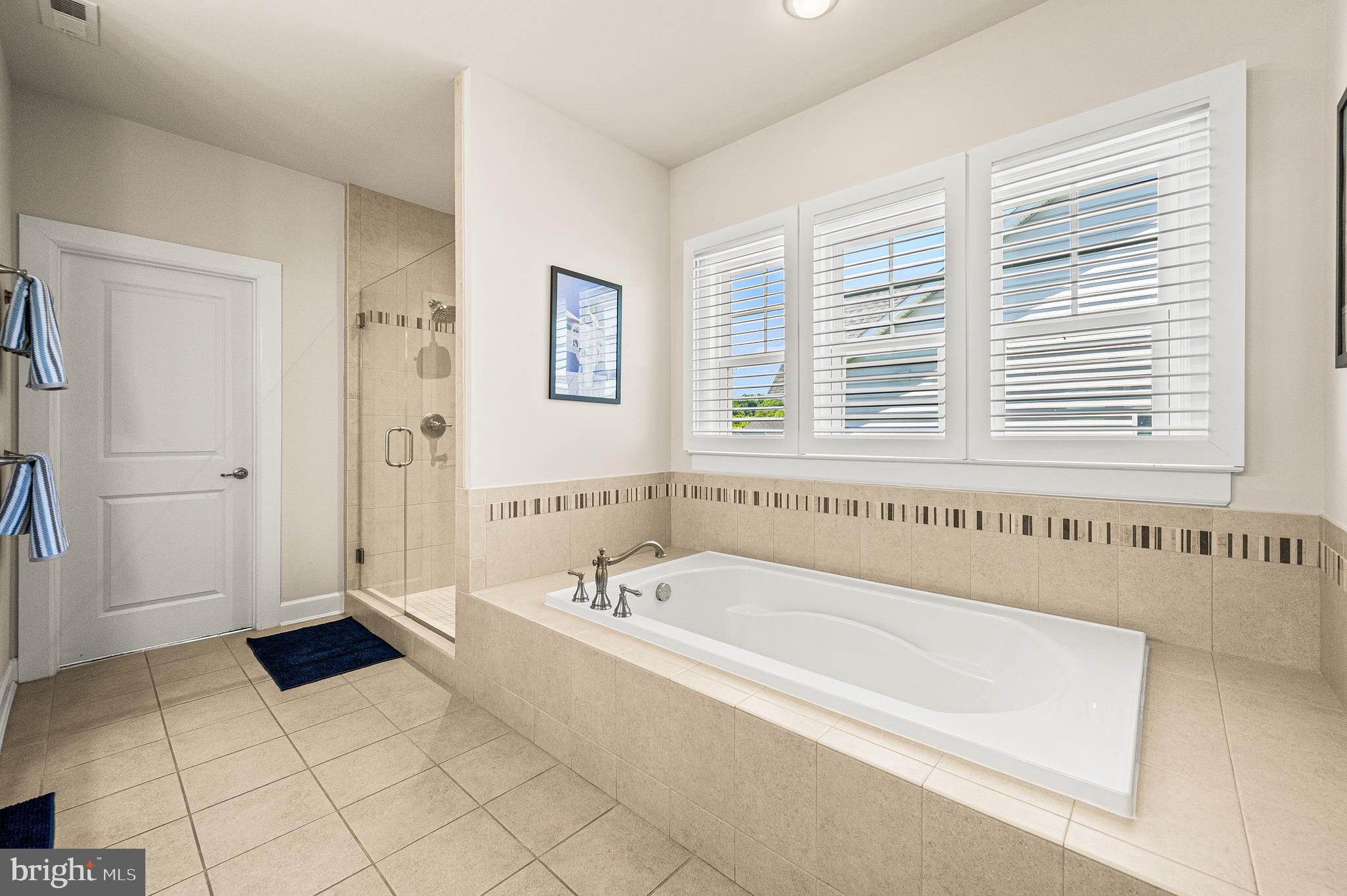 RUSTIN WALK - Residential