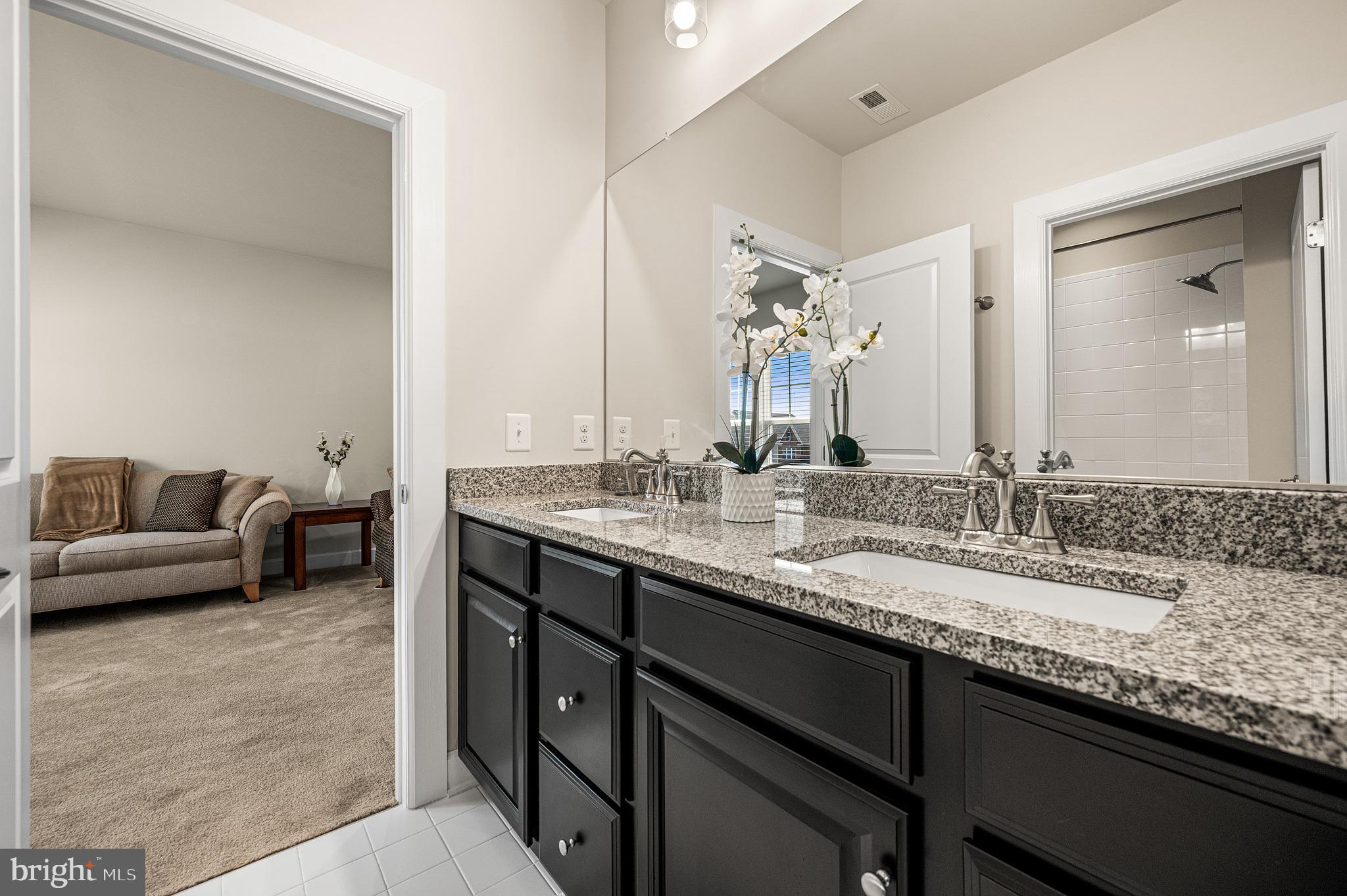 RUSTIN WALK - Residential