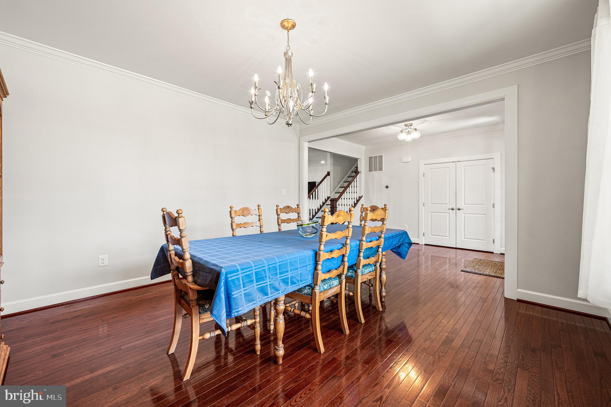 RUSTIN WALK - Residential
