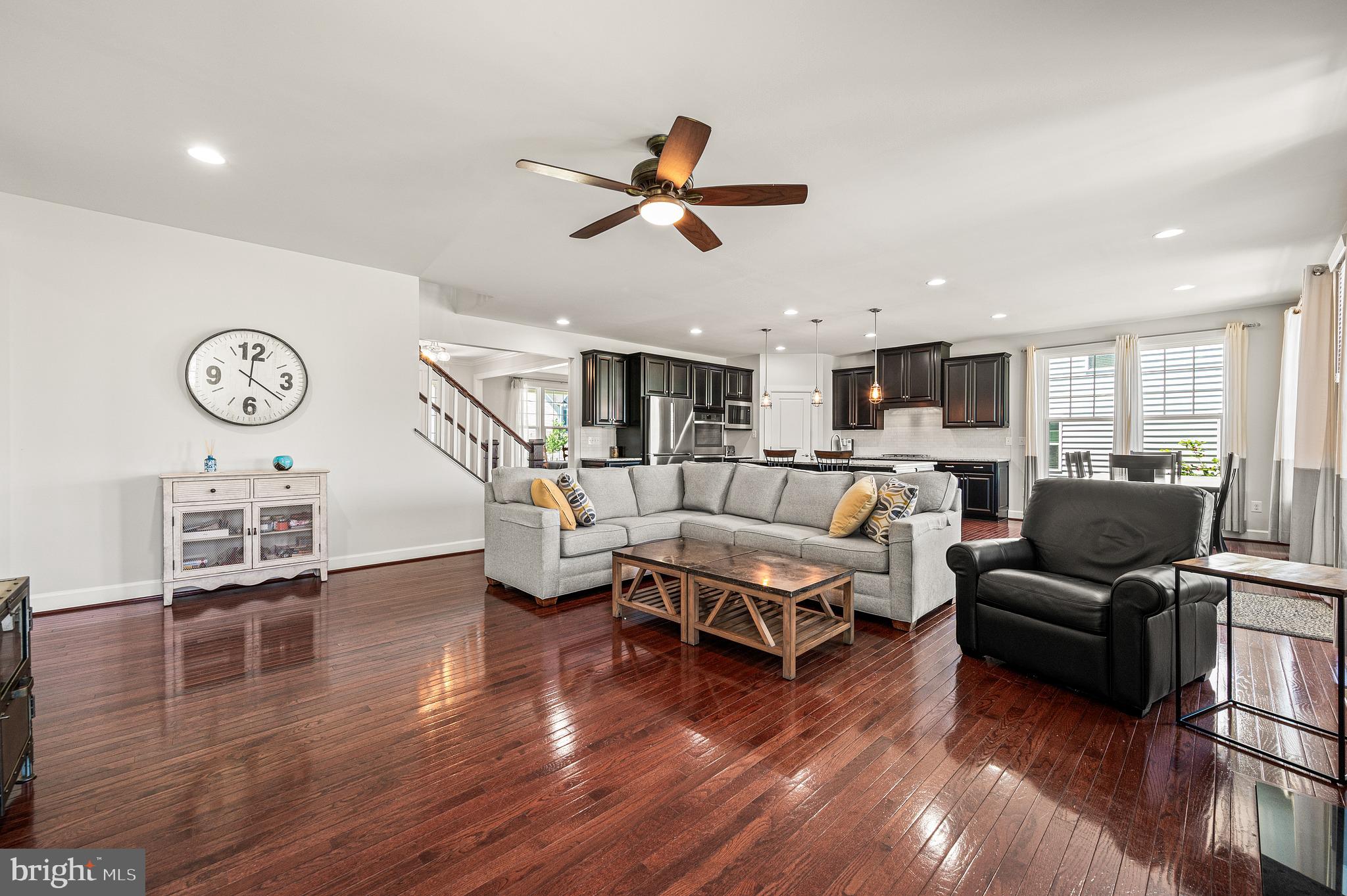 RUSTIN WALK - Residential