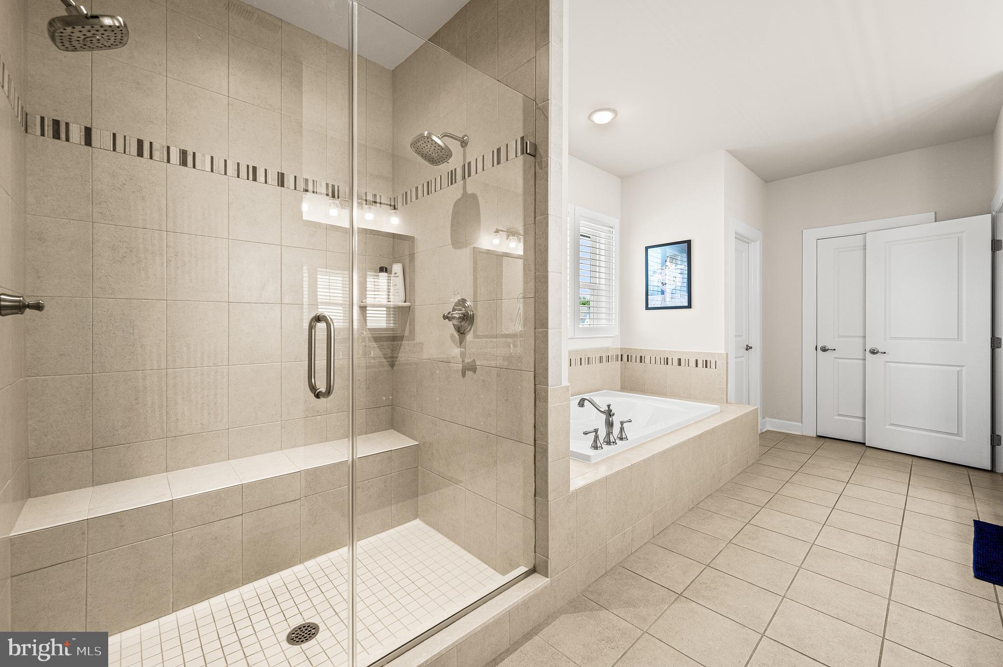 RUSTIN WALK - Residential