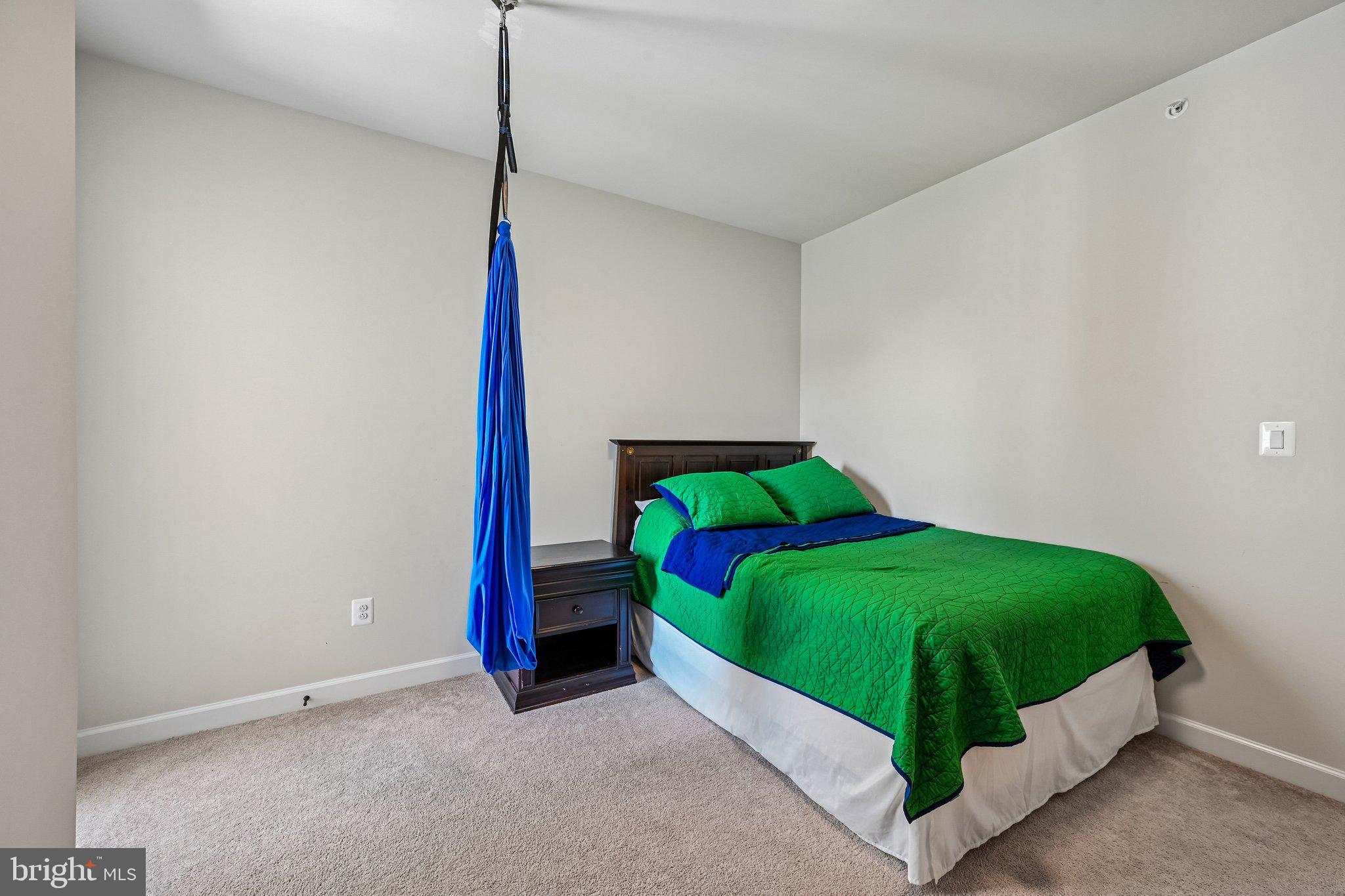 LONGVIEW RIDGE - Residential