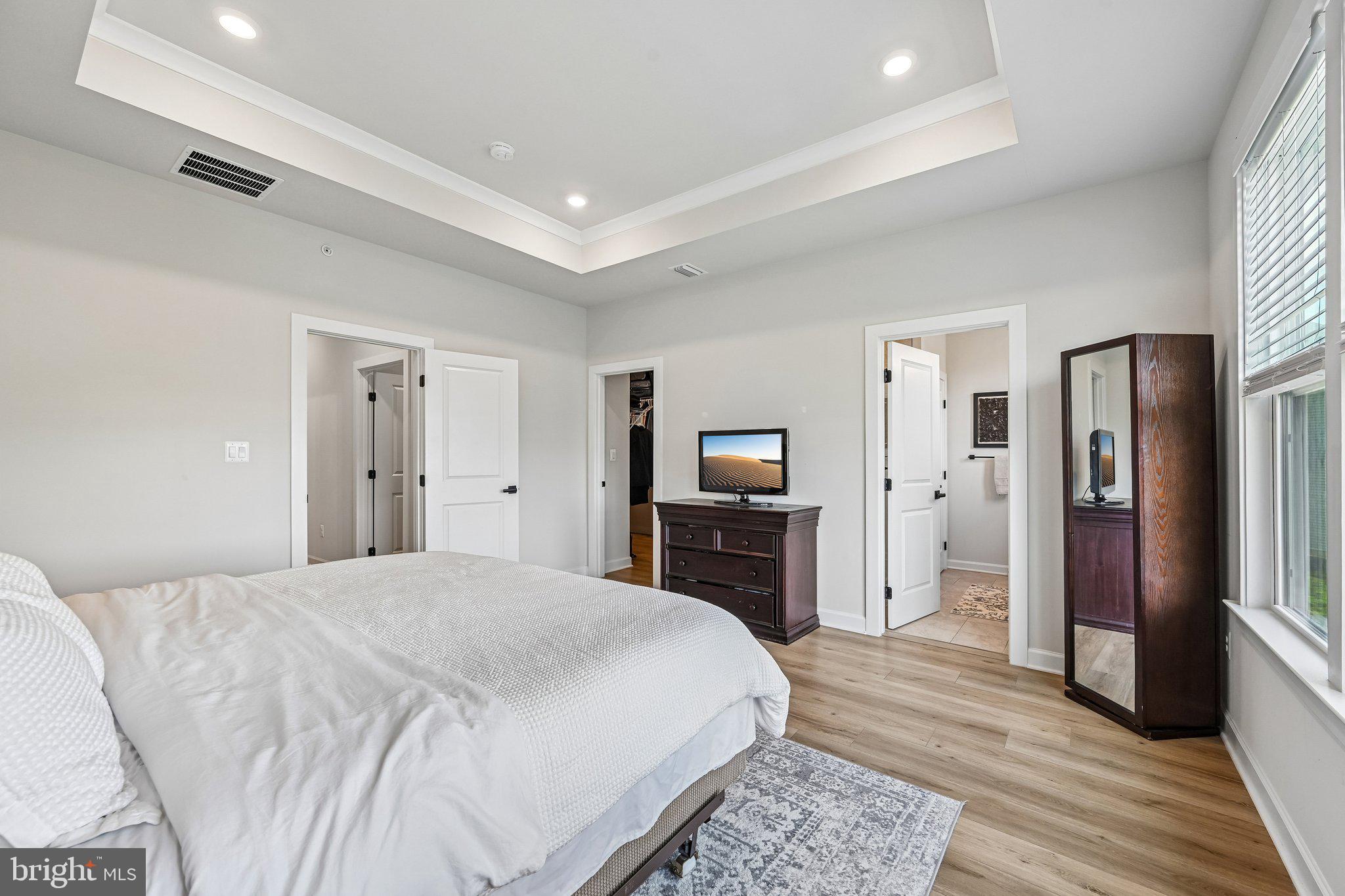 LONGVIEW RIDGE - Residential