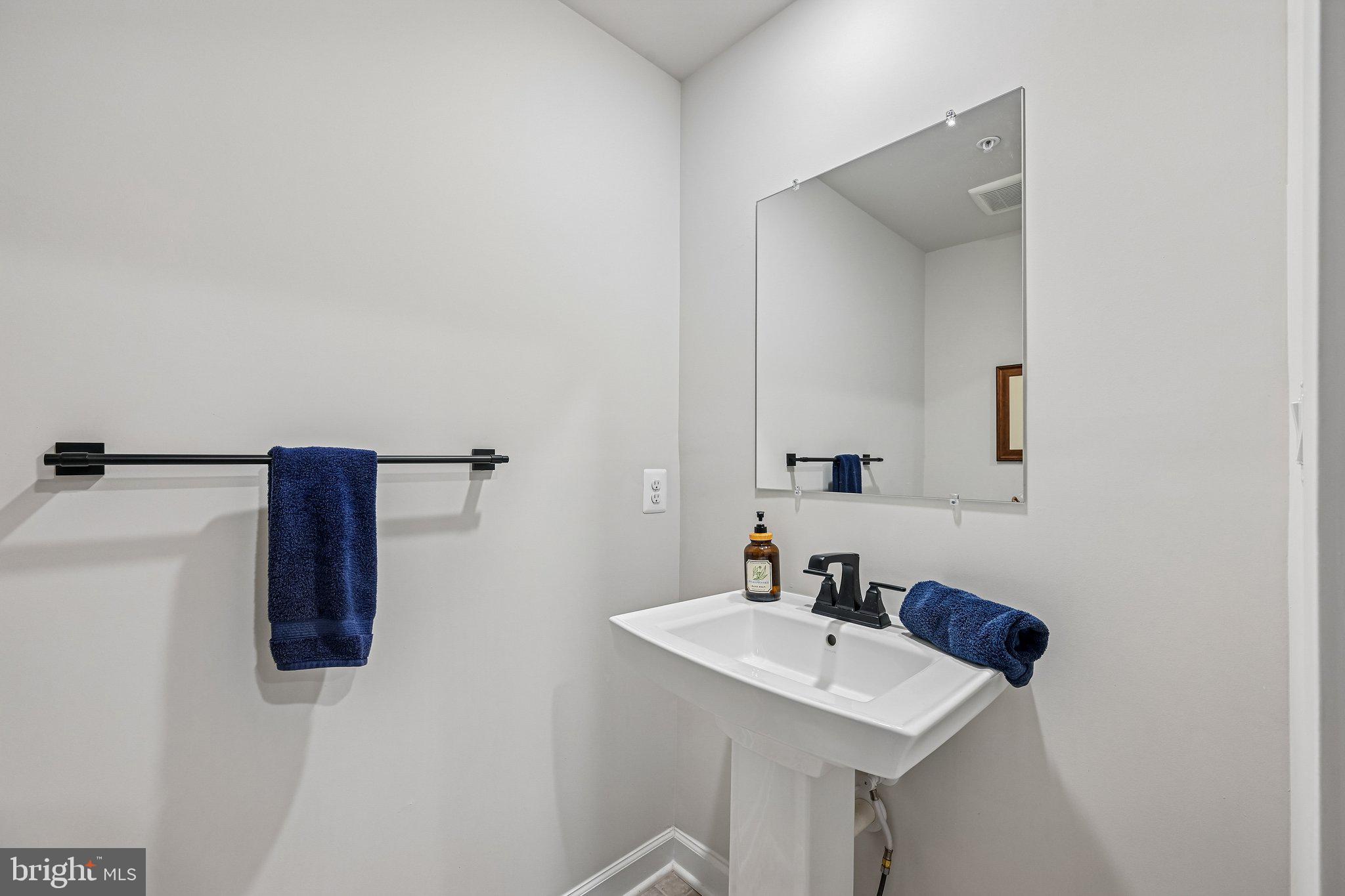 LONGVIEW RIDGE - Residential