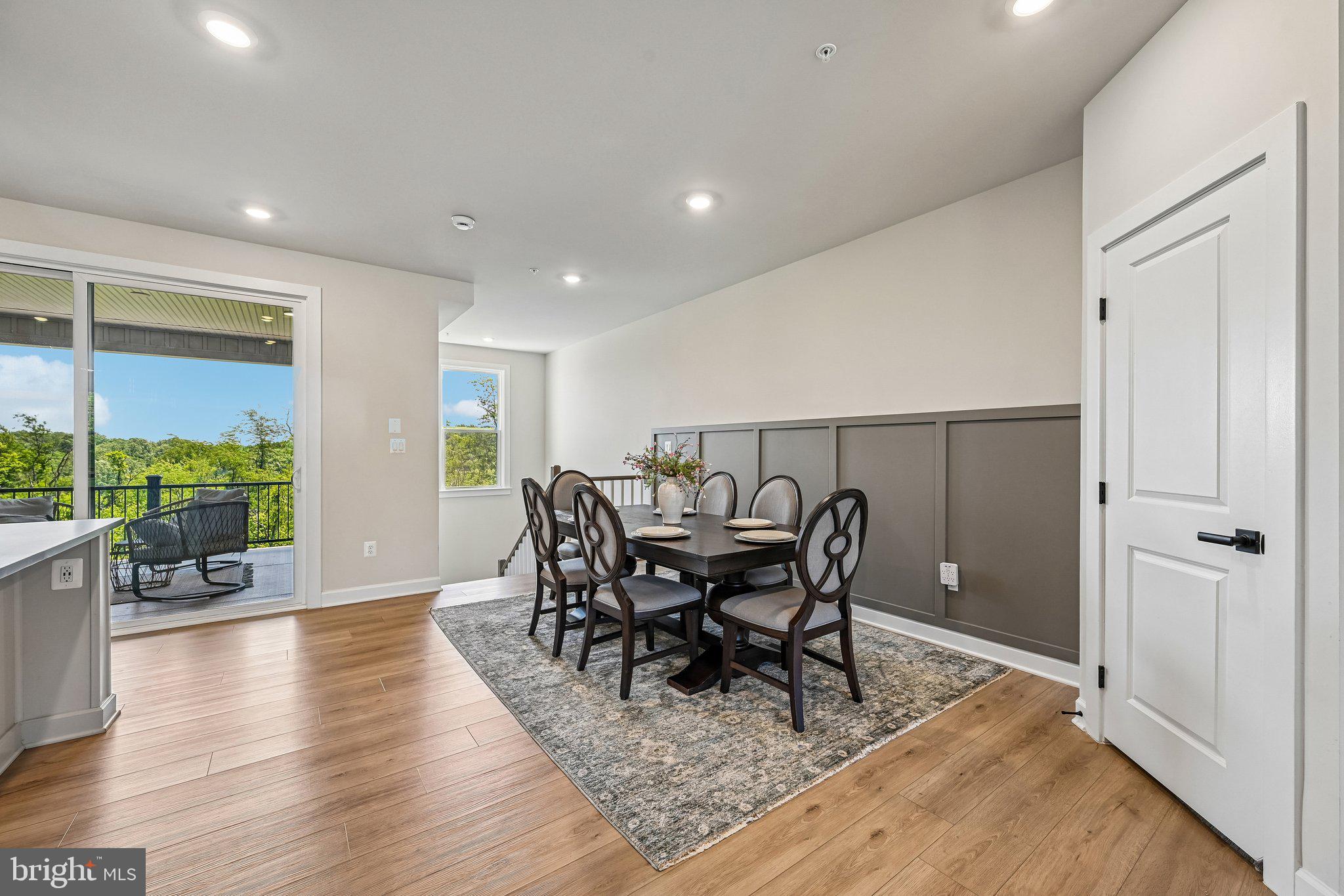 LONGVIEW RIDGE - Residential