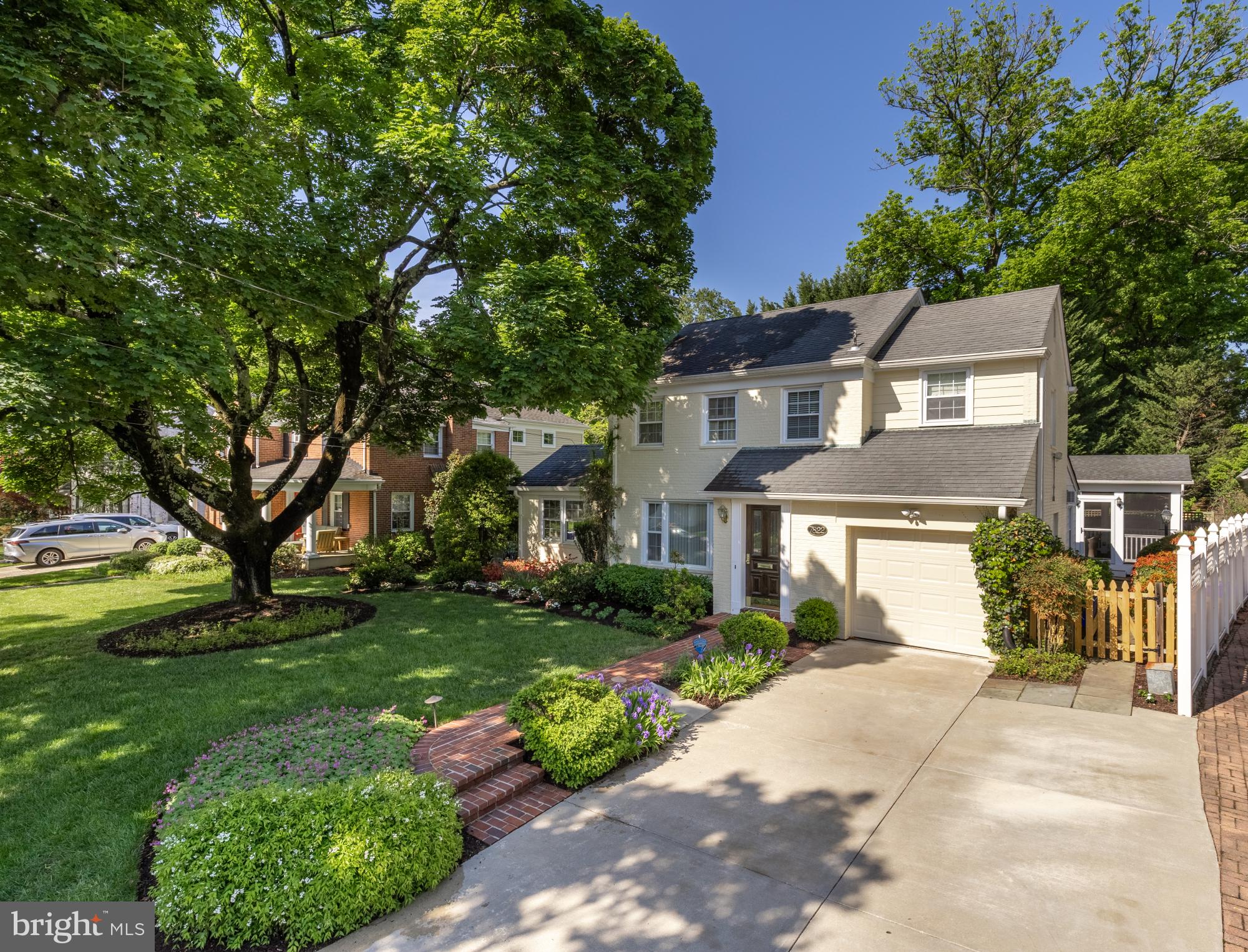 WHEATLEY HILLS - Residential