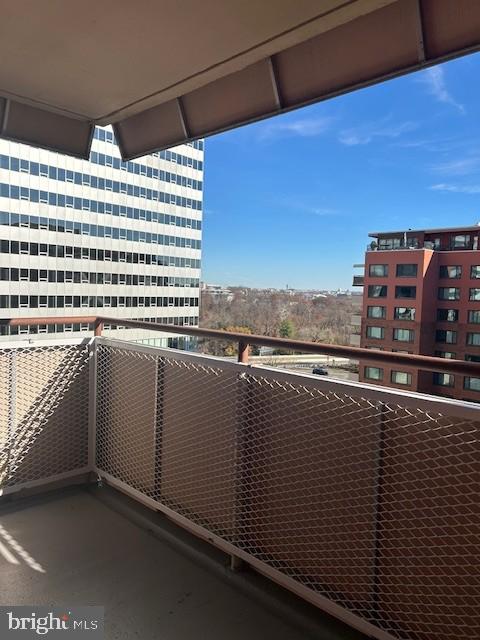 RIVER PLACE NORTH - Residential