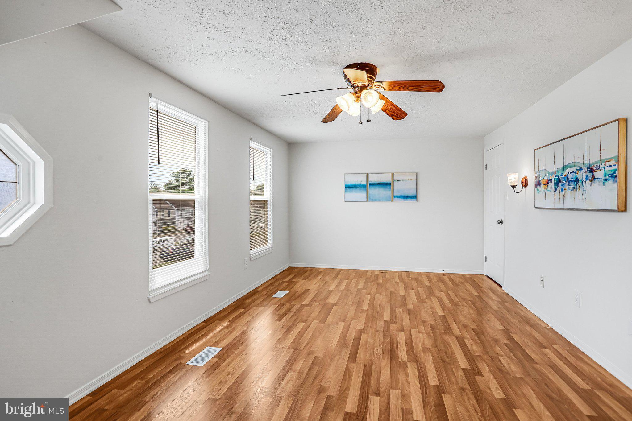 DOMINION VIEW - Residential