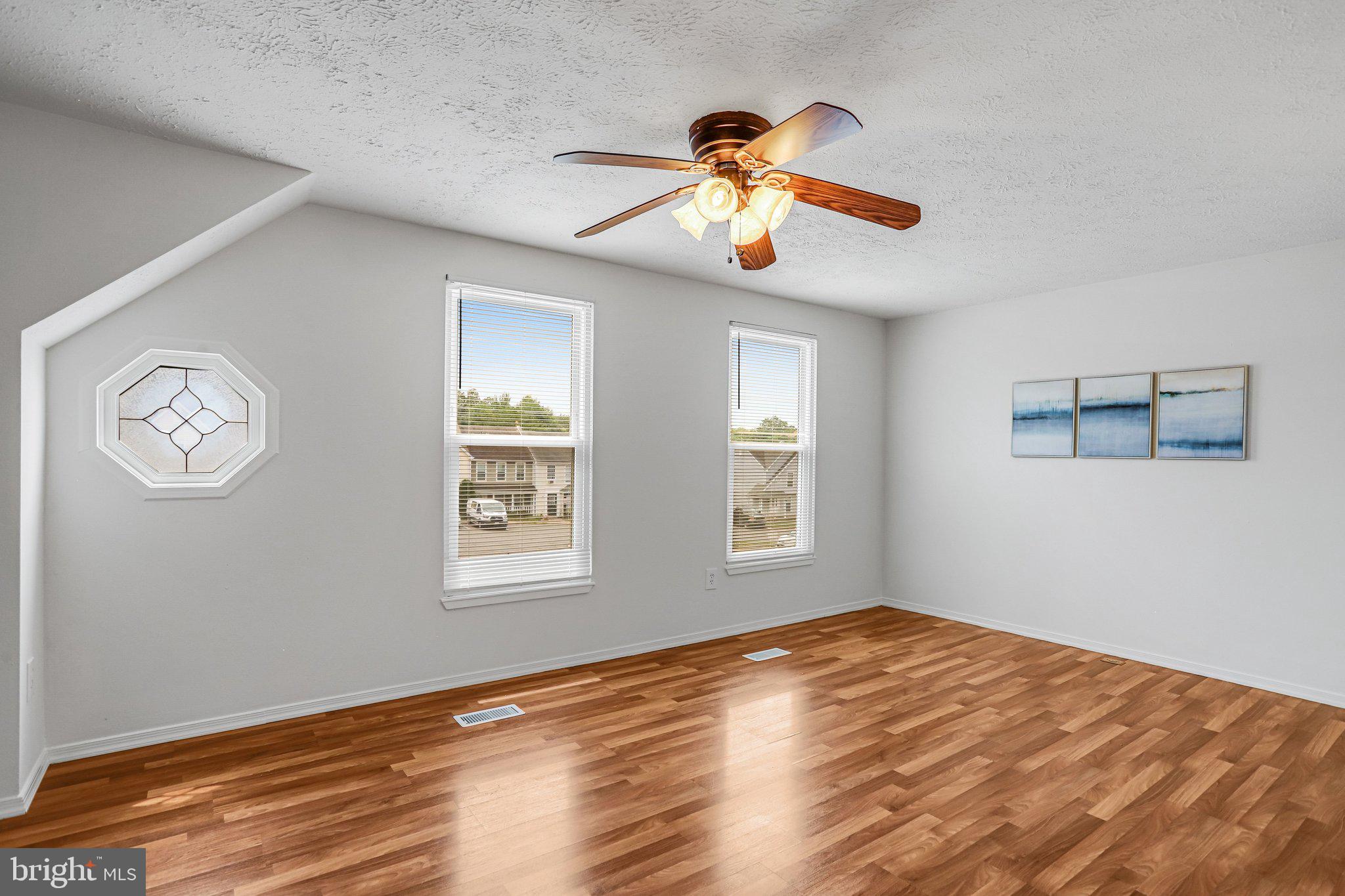 DOMINION VIEW - Residential