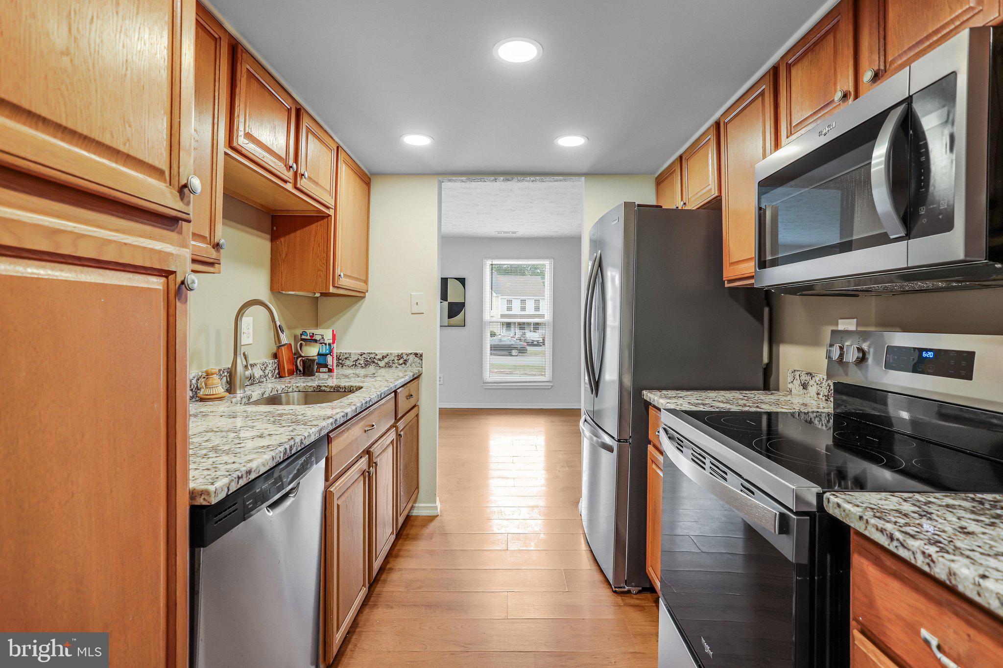 DOMINION VIEW - Residential