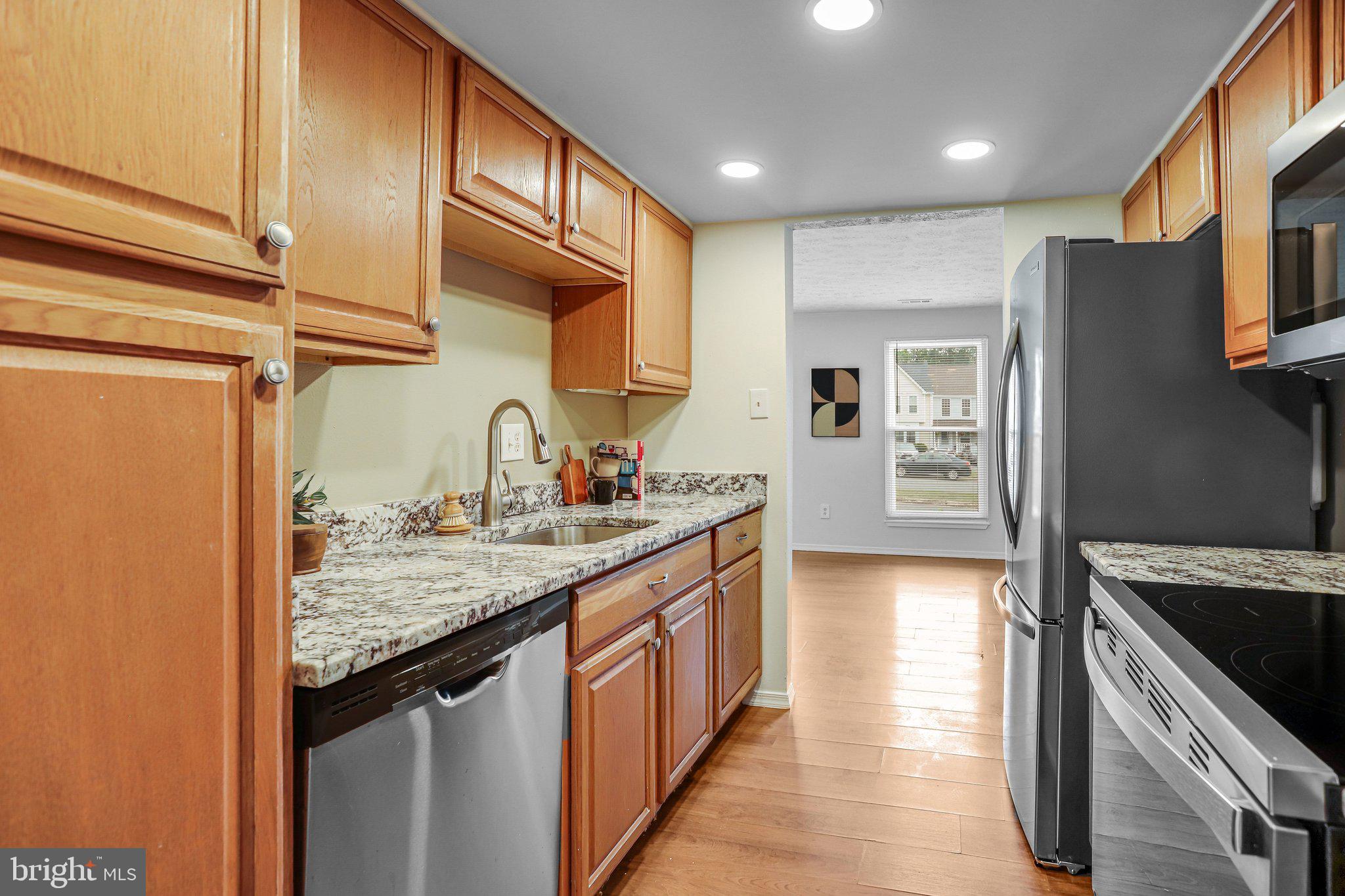 DOMINION VIEW - Residential