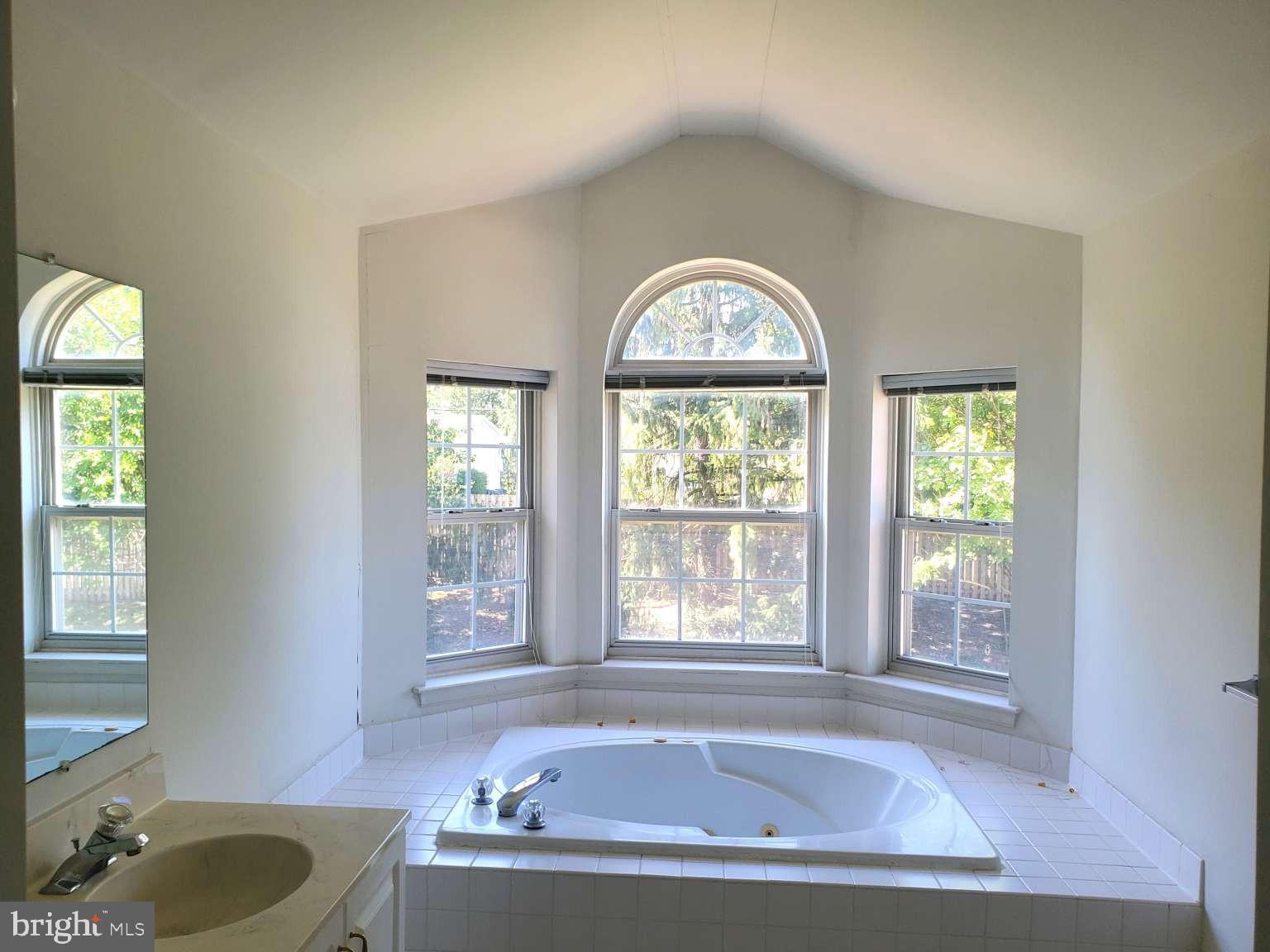DEER CREEK - Residential