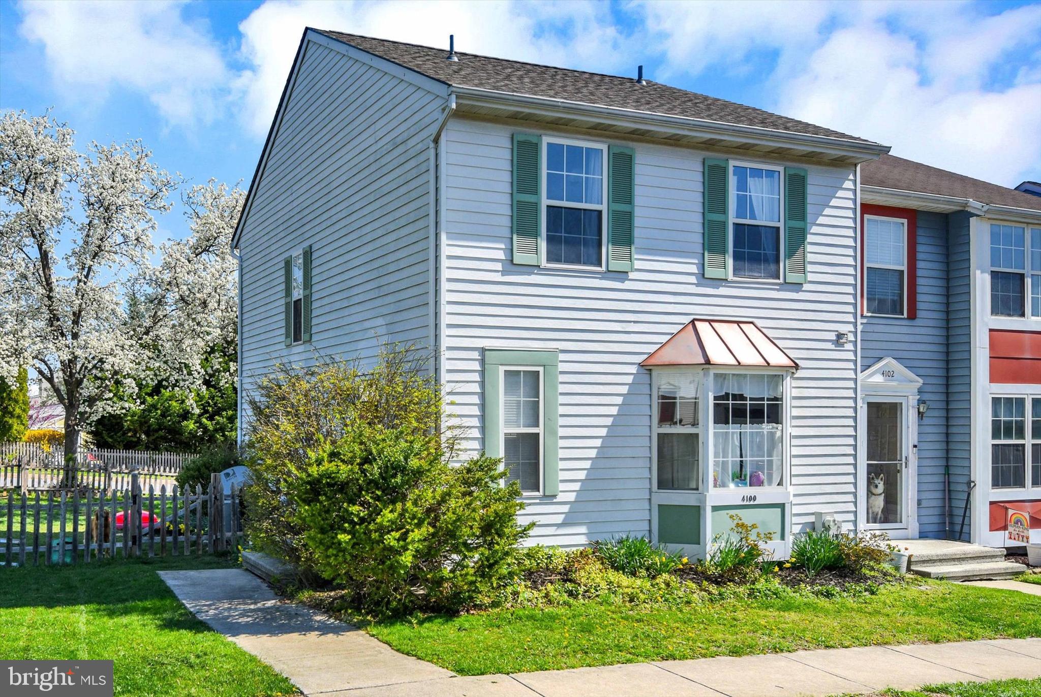 SMALL CROSSINGS - Residential