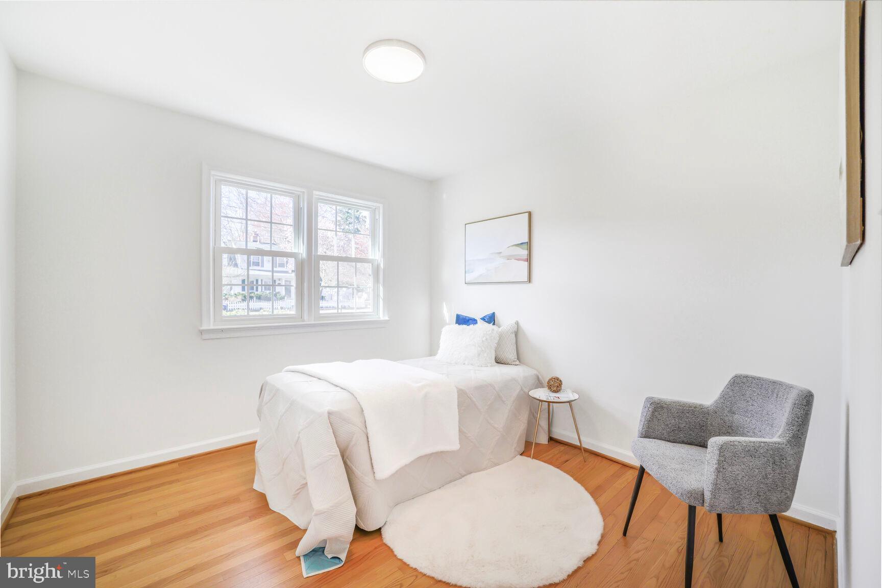 WHITE OAKS - Residential