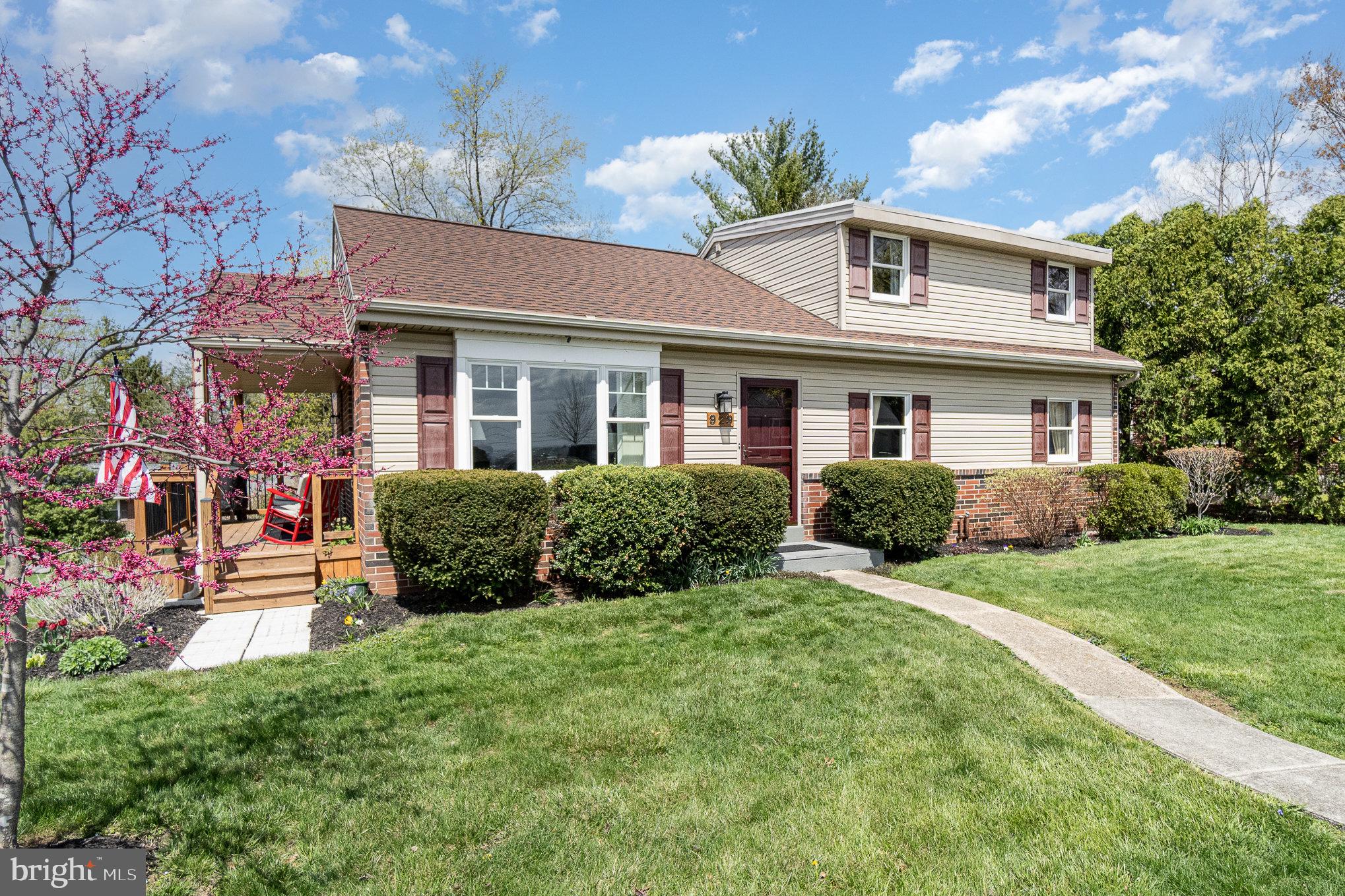 AKRON BOROUGH - Residential