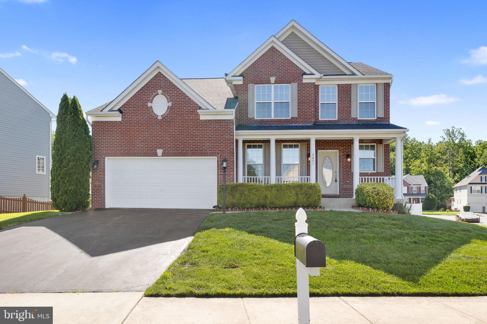 HOPEWELLS LANDING - Residential