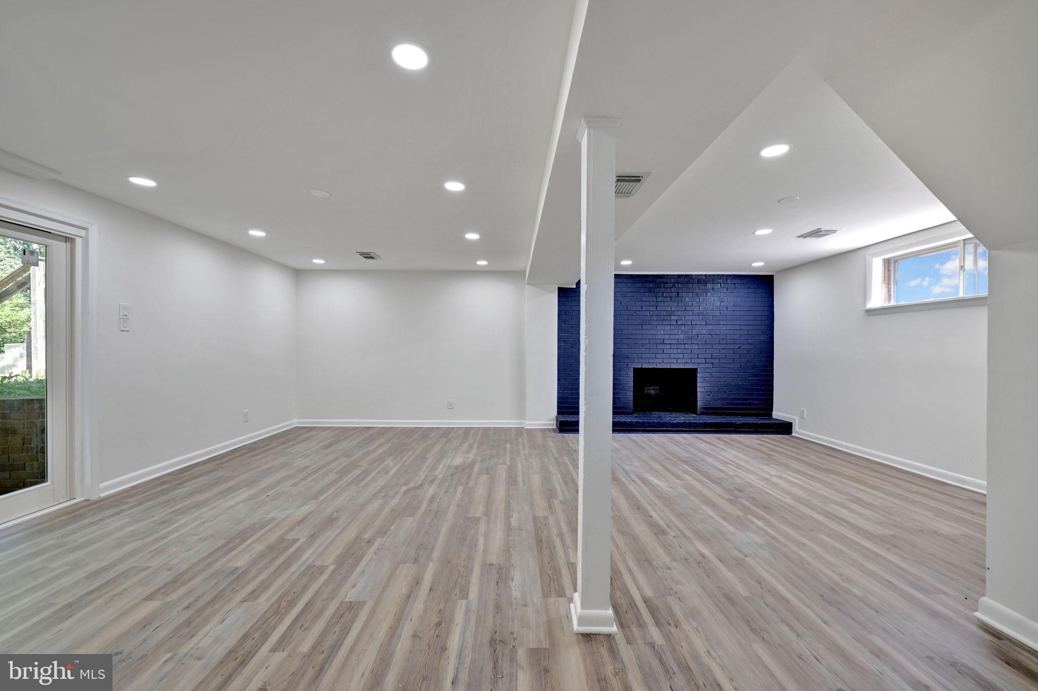 WALDON WOODS - Residential