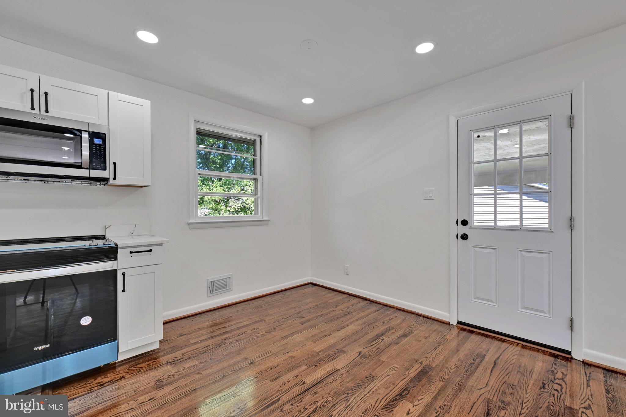 WALDON WOODS - Residential