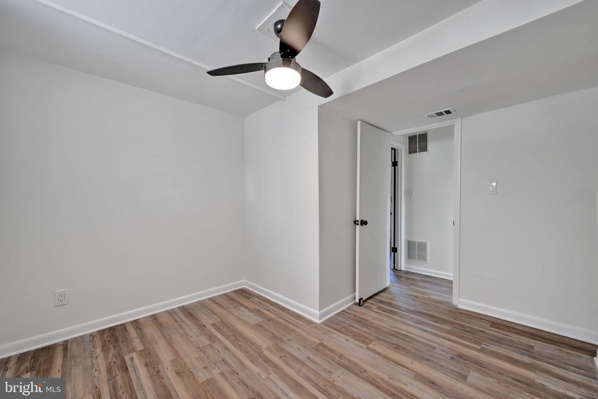 WALDON WOODS - Residential