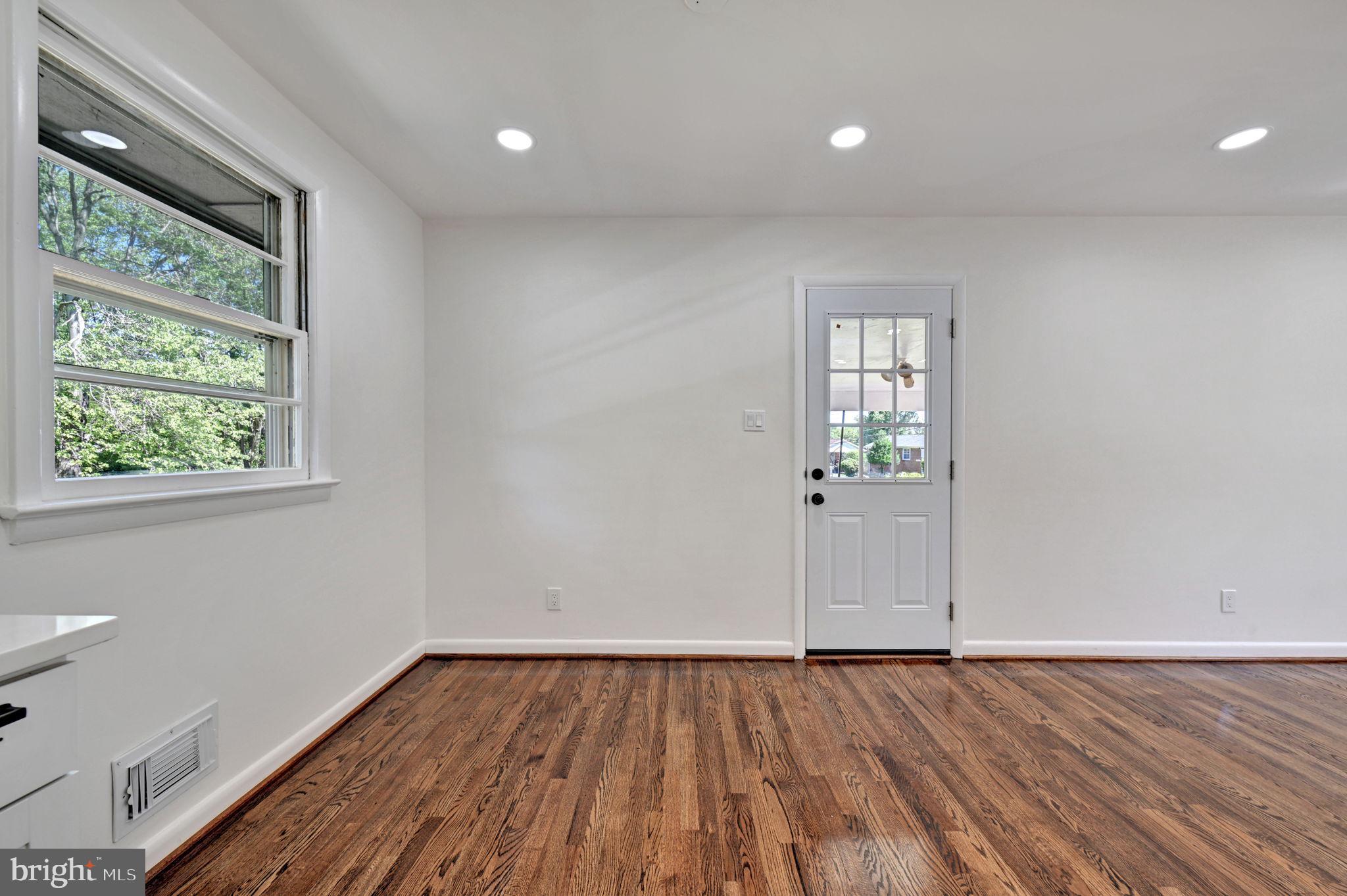 WALDON WOODS - Residential