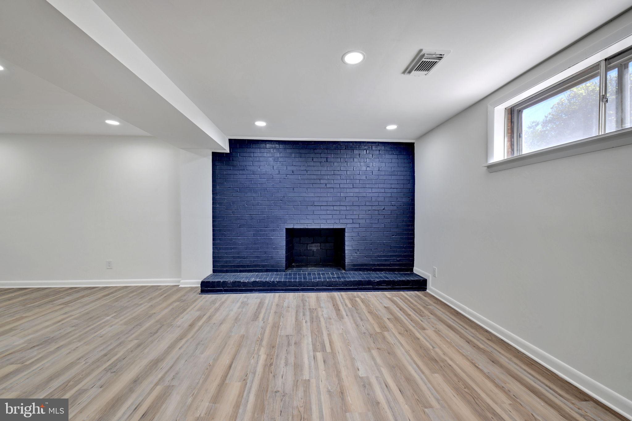 WALDON WOODS - Residential