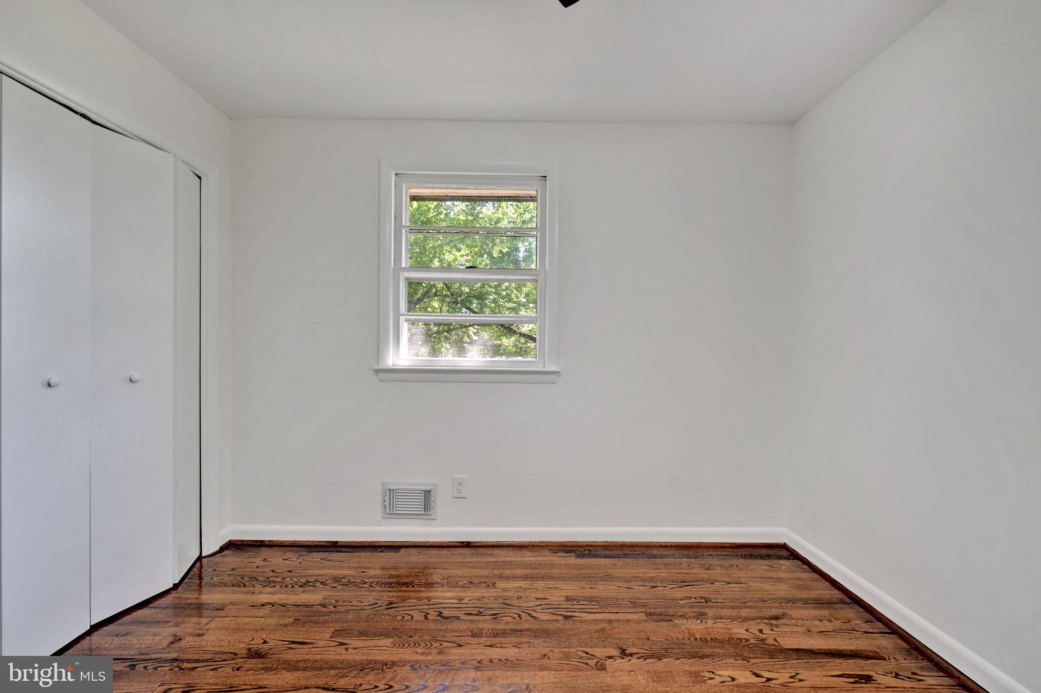 WALDON WOODS - Residential