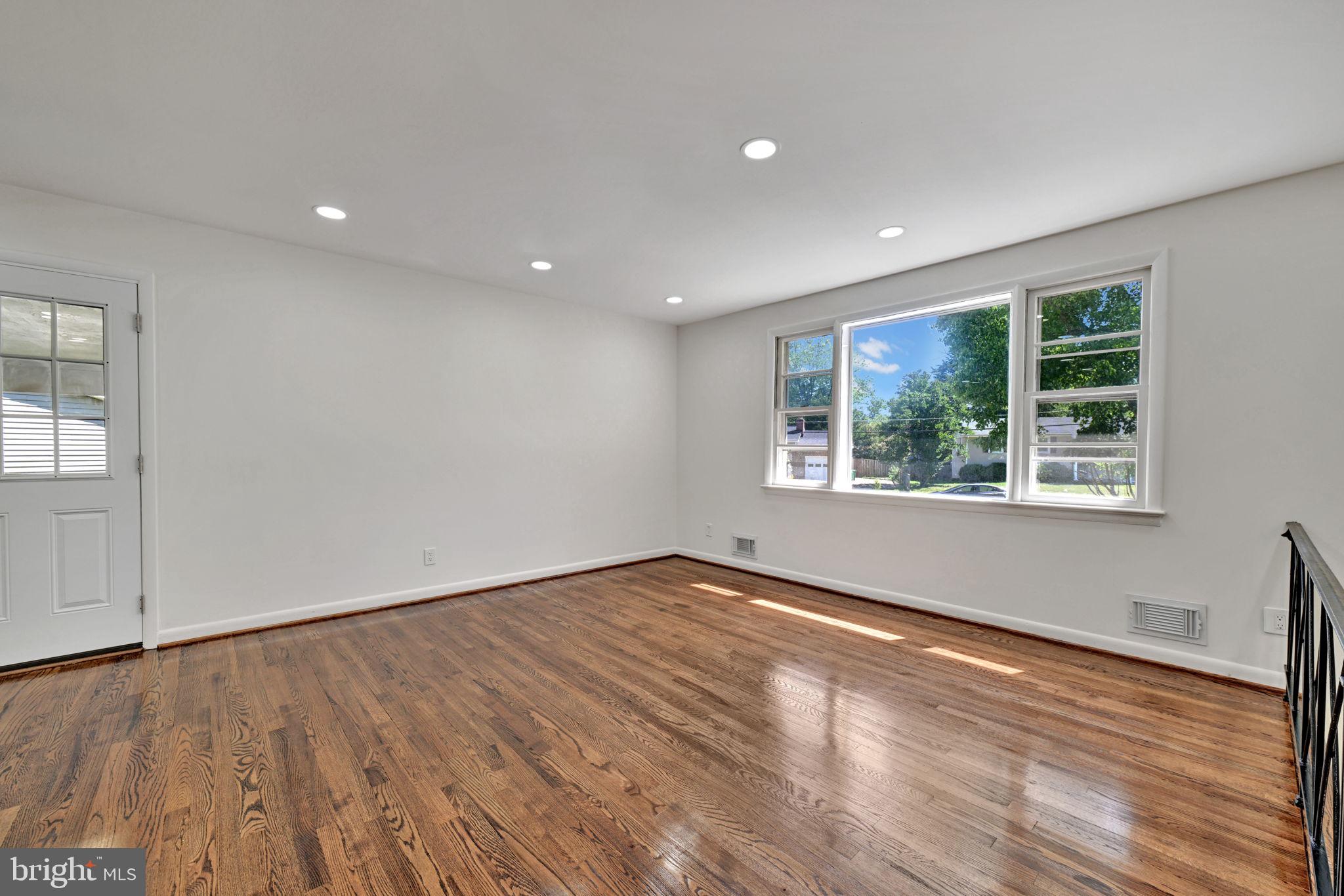 WALDON WOODS - Residential