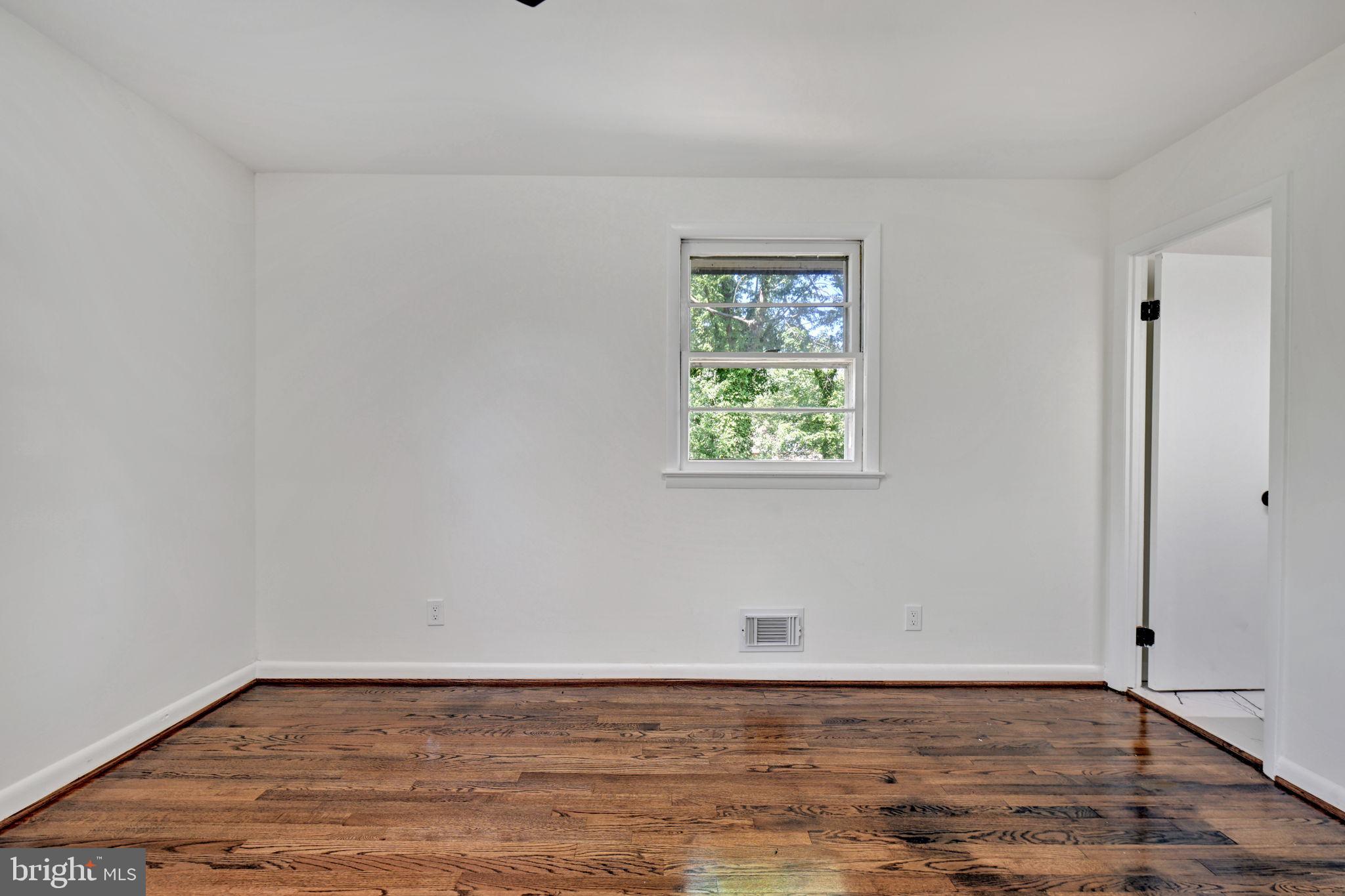 WALDON WOODS - Residential