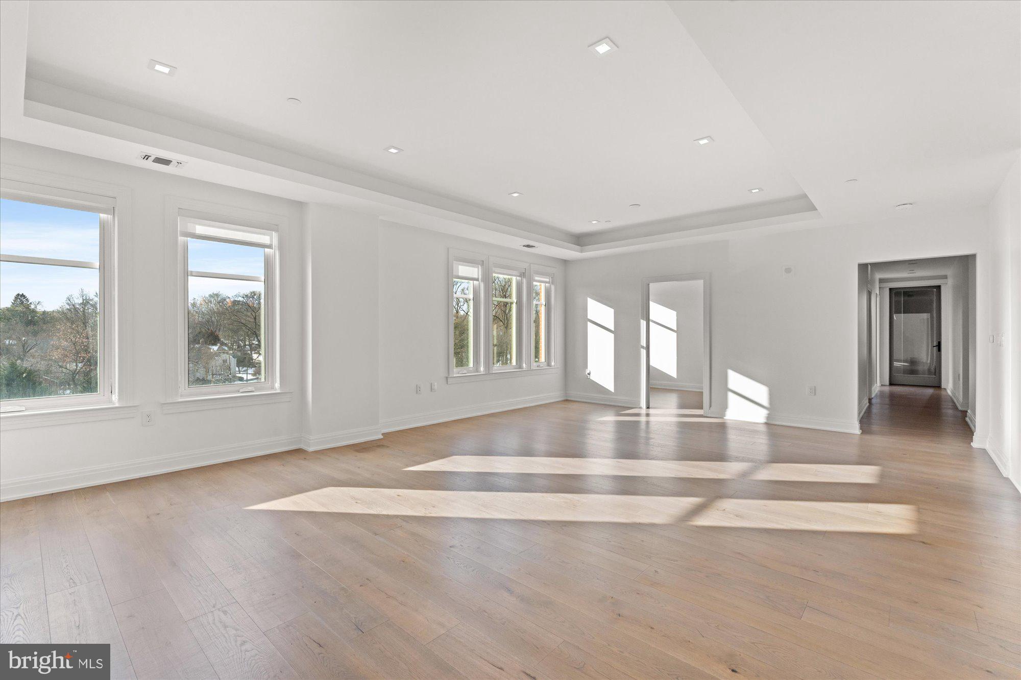 CHEVY CHASE - Residential