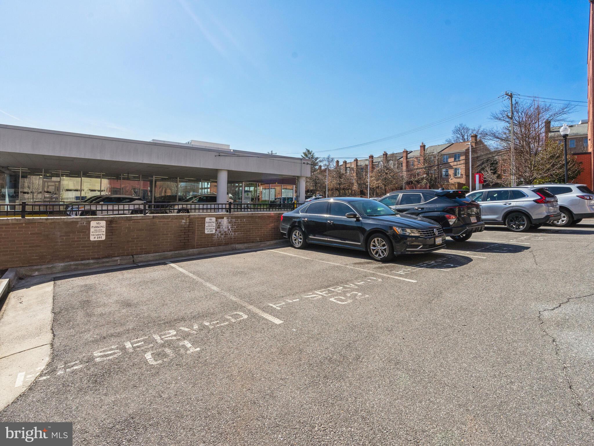 CAMBRIA SQUARE - Residential