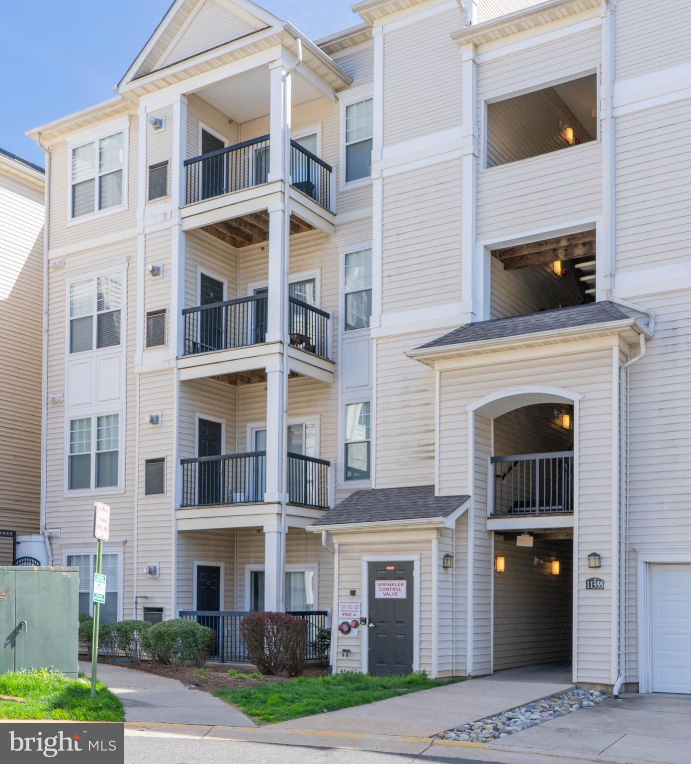 FAIRFAX RIDGE CONDOS - Residential Lease