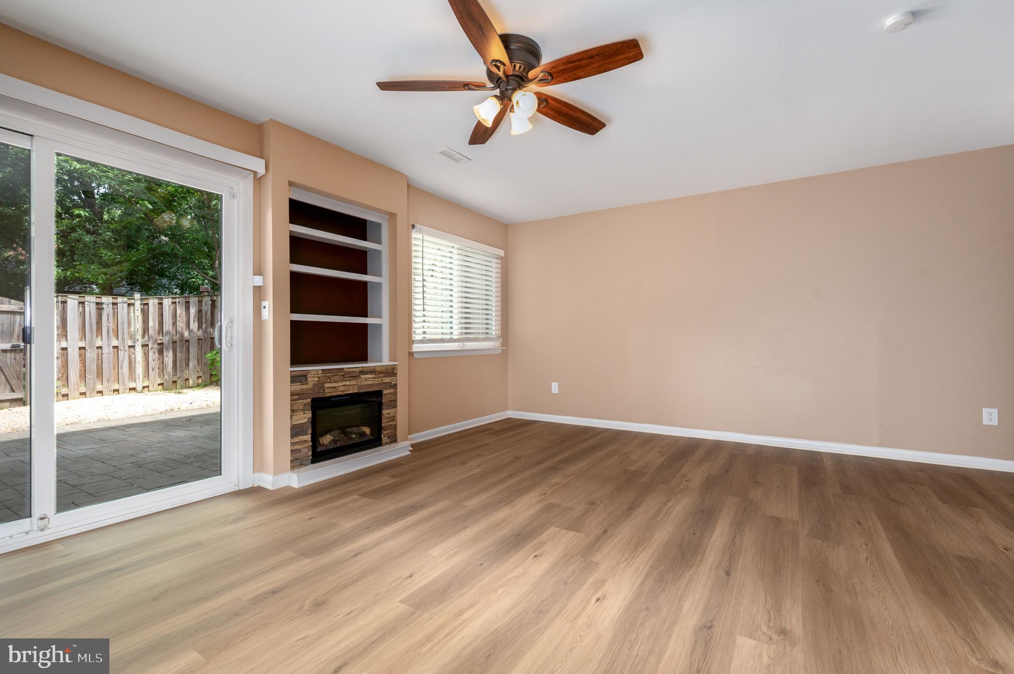 CEDAR RIDGE - Residential